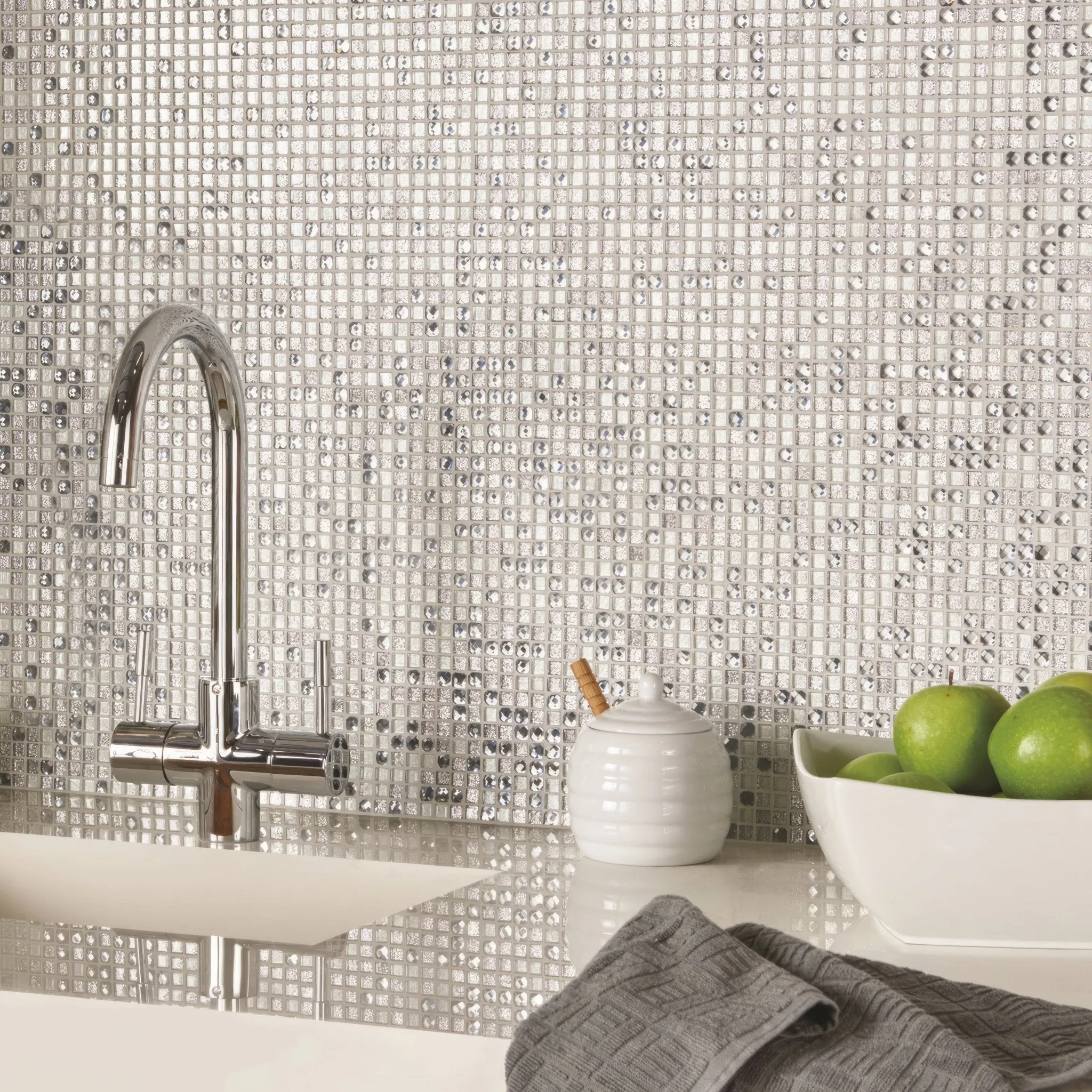 Agra Sparkling Mosaic