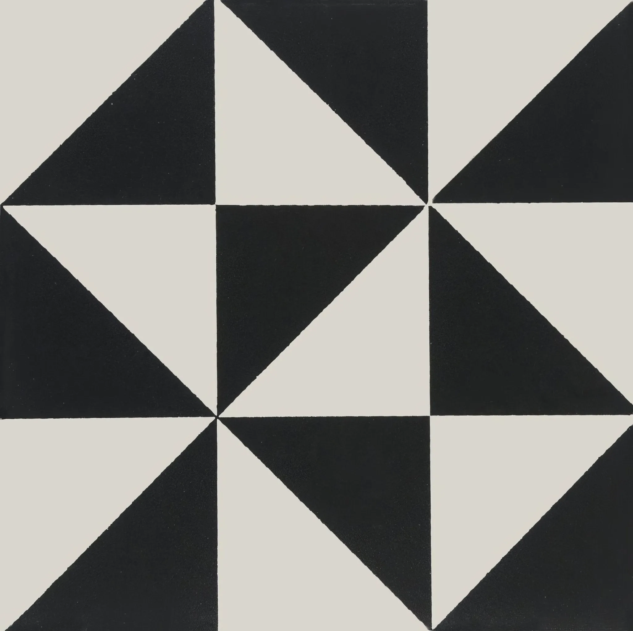 Avignon Black on Dover White