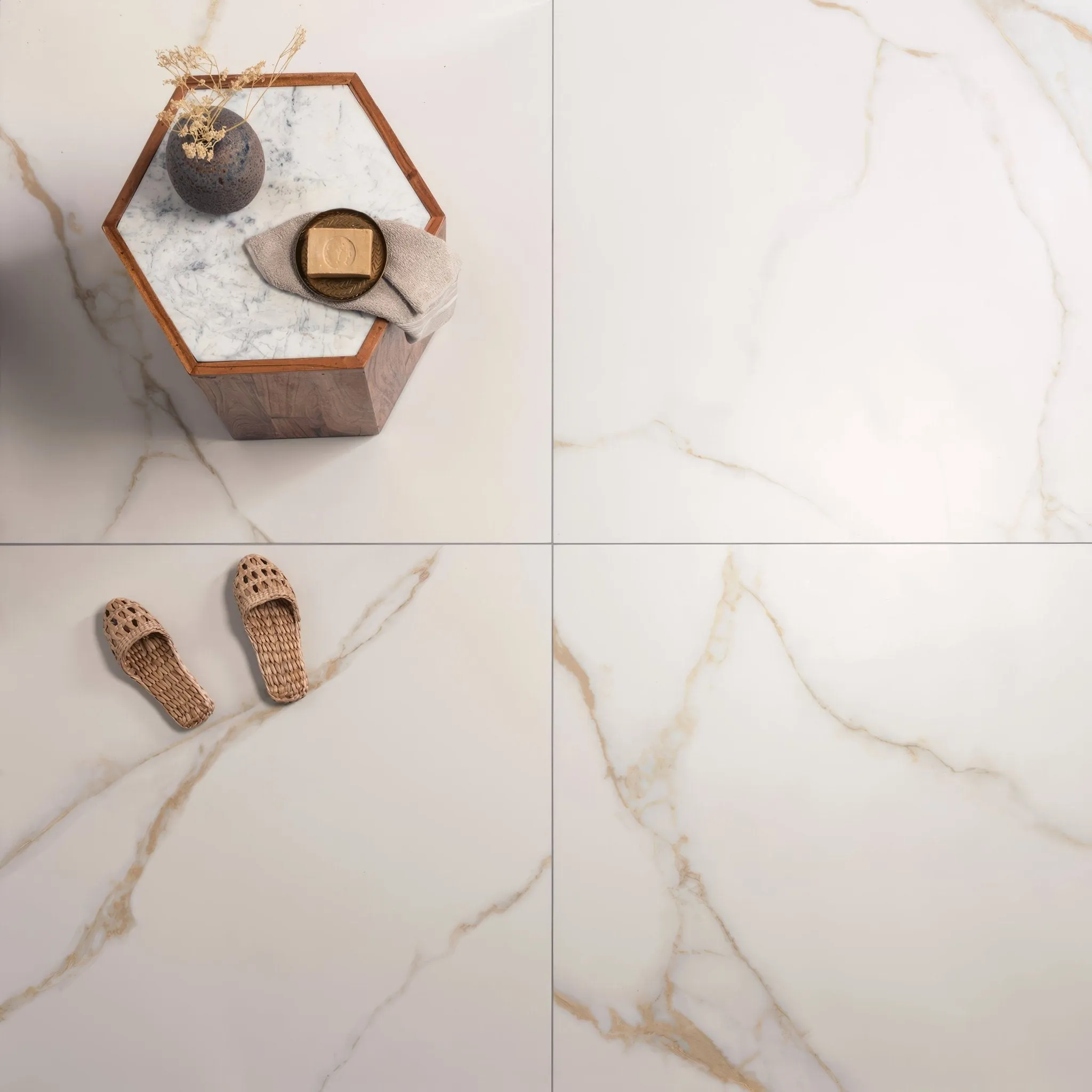 Bianco Oro Polished Porcelain 90 x 90cm
