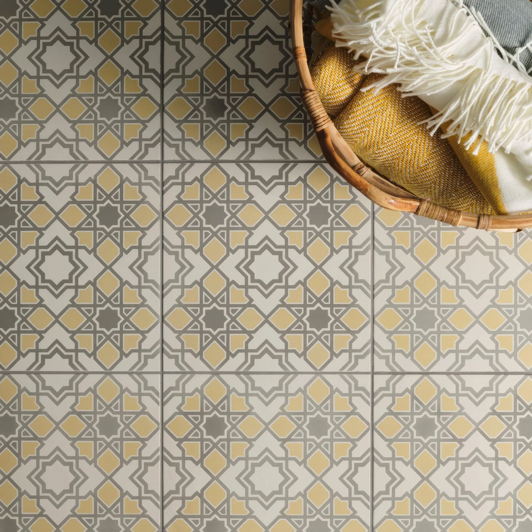 Bolero Yellow/Stone on Chalk