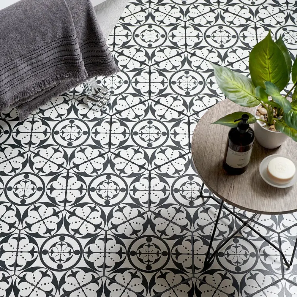 Carnaby Hexagon Black