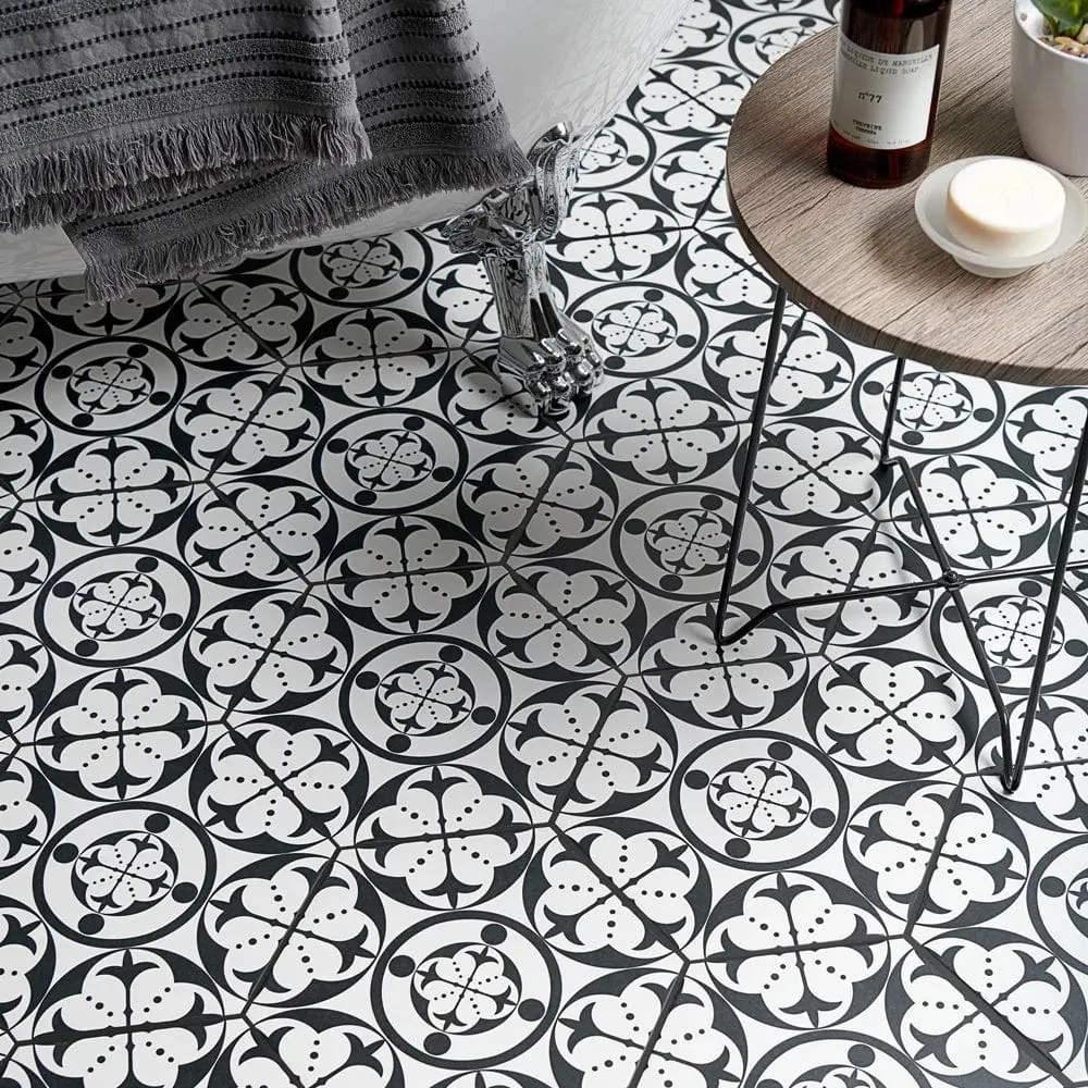 Carnaby Hexagon Black