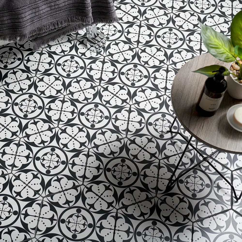 Carnaby Hexagon Black