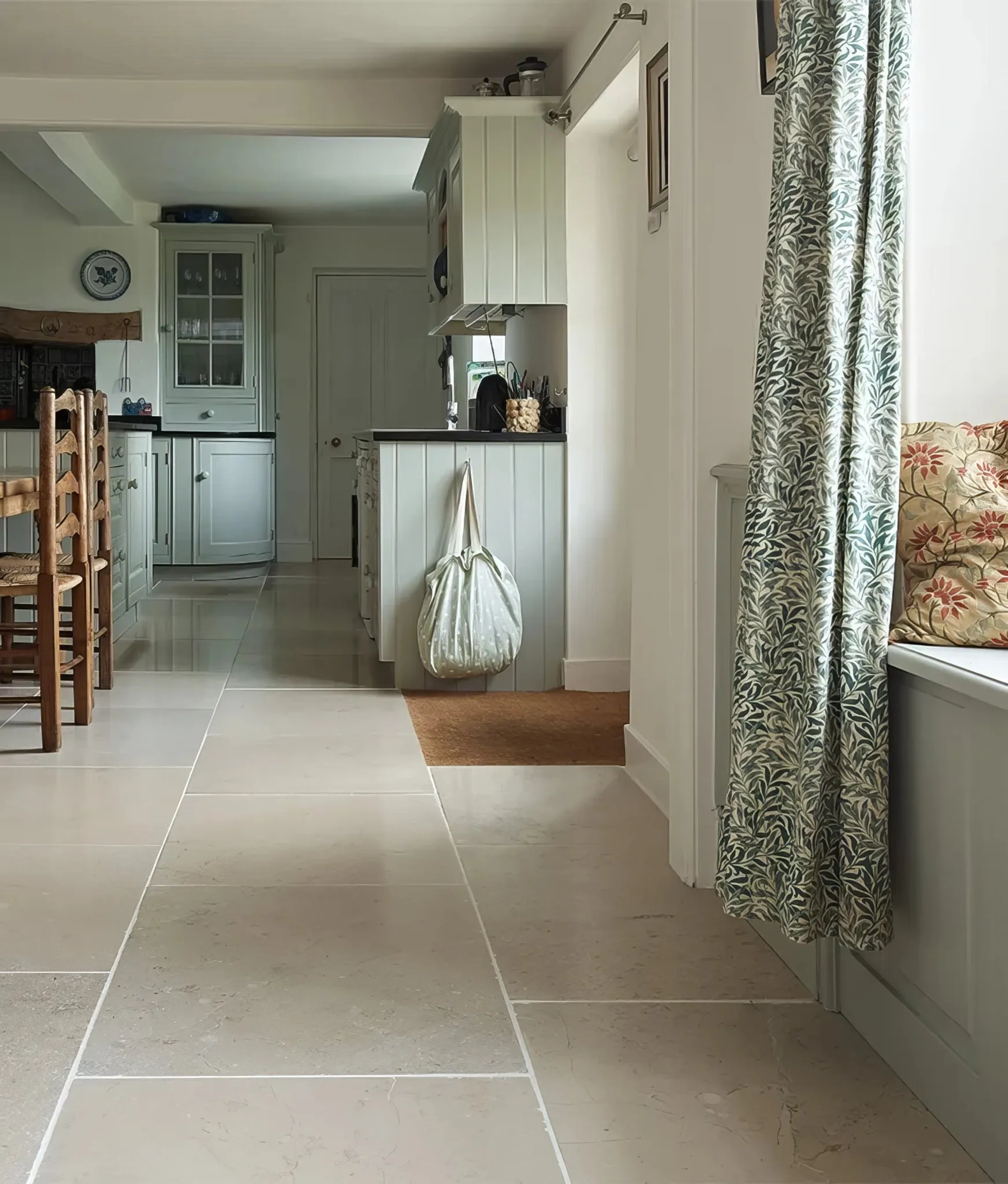 Charterhouse Limestone Tumbled Finish