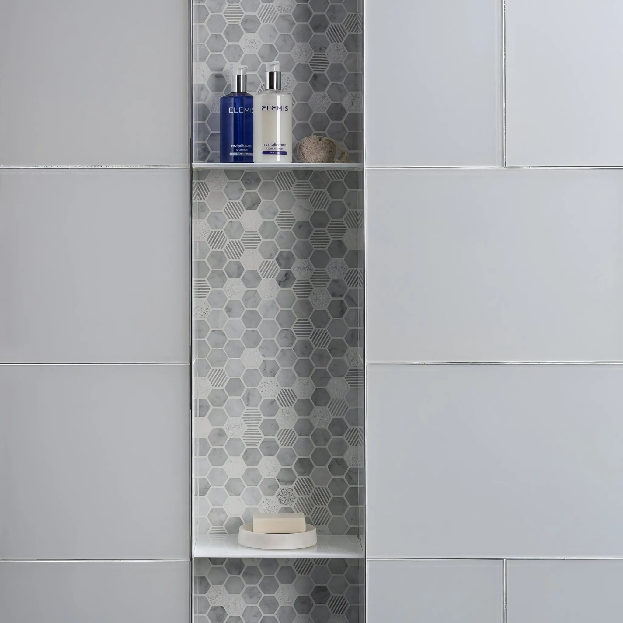 Cirrus Small Stone Hexagon
