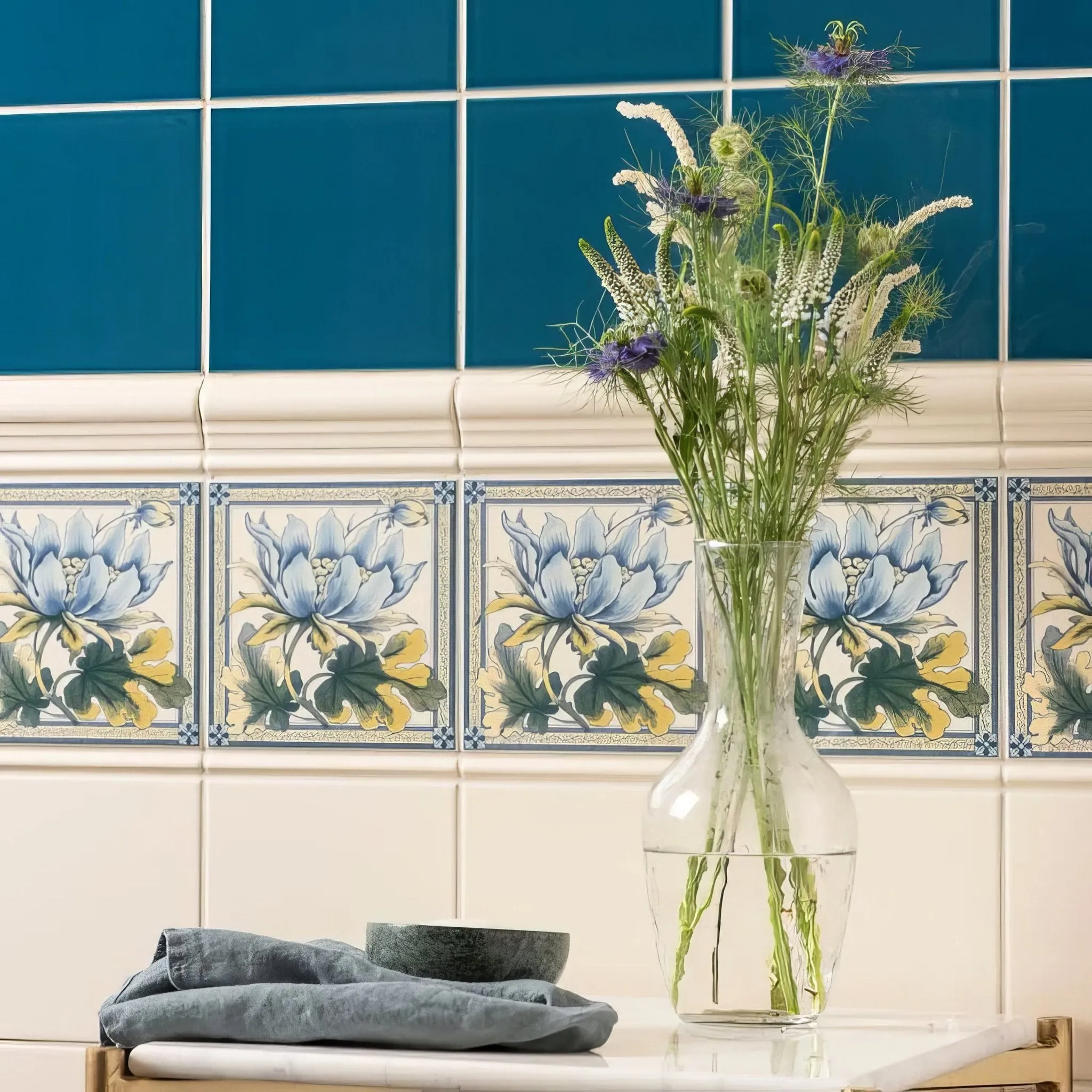 County White Field Tile