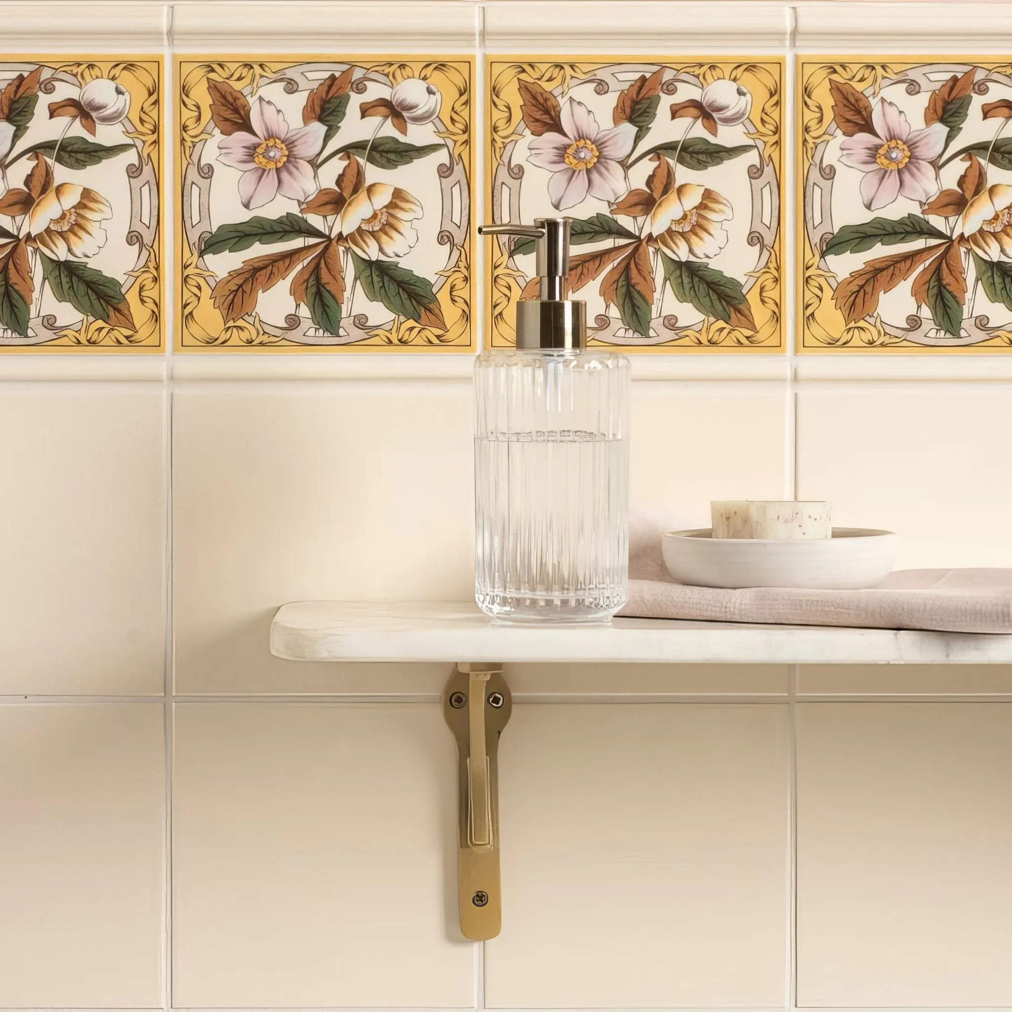 County White Field Tile