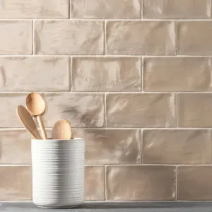 Damask Brick Tile