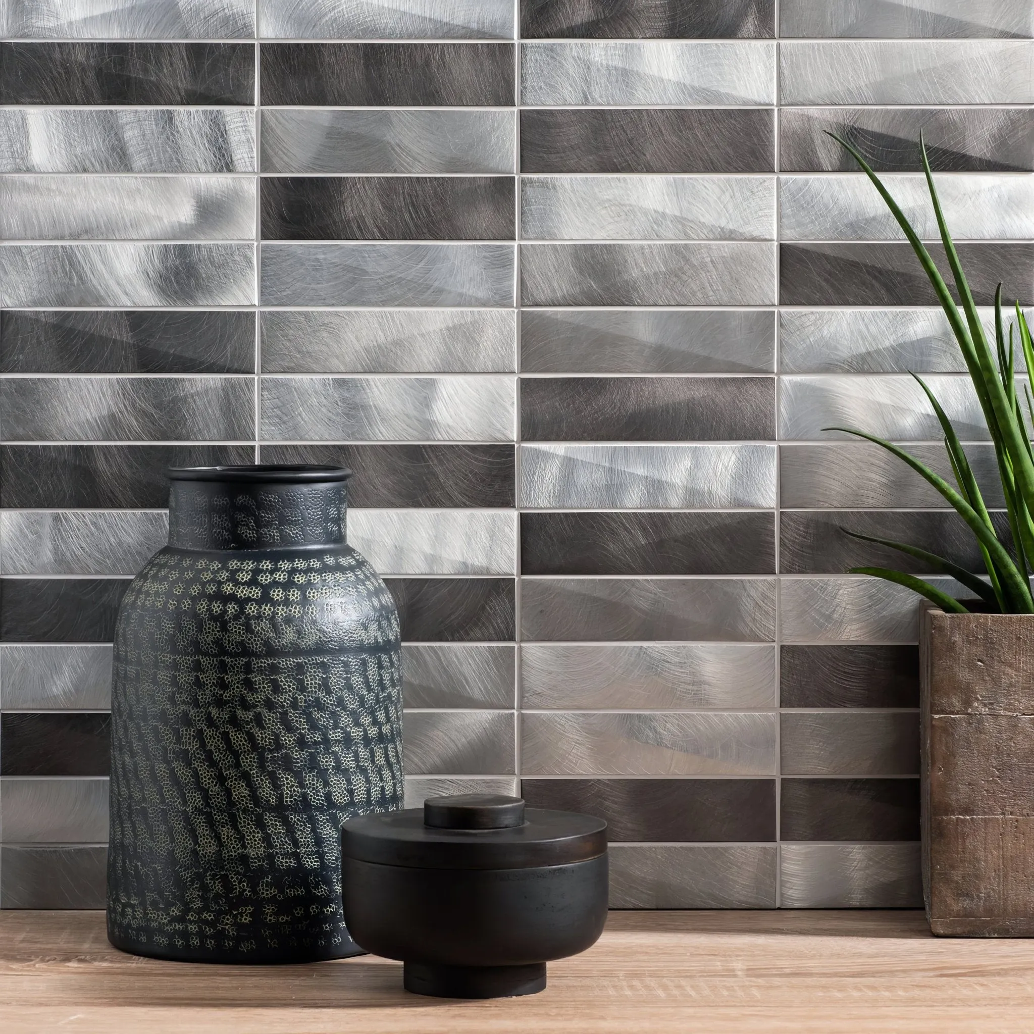Dreadnought Brushed Aluminium Mosaic