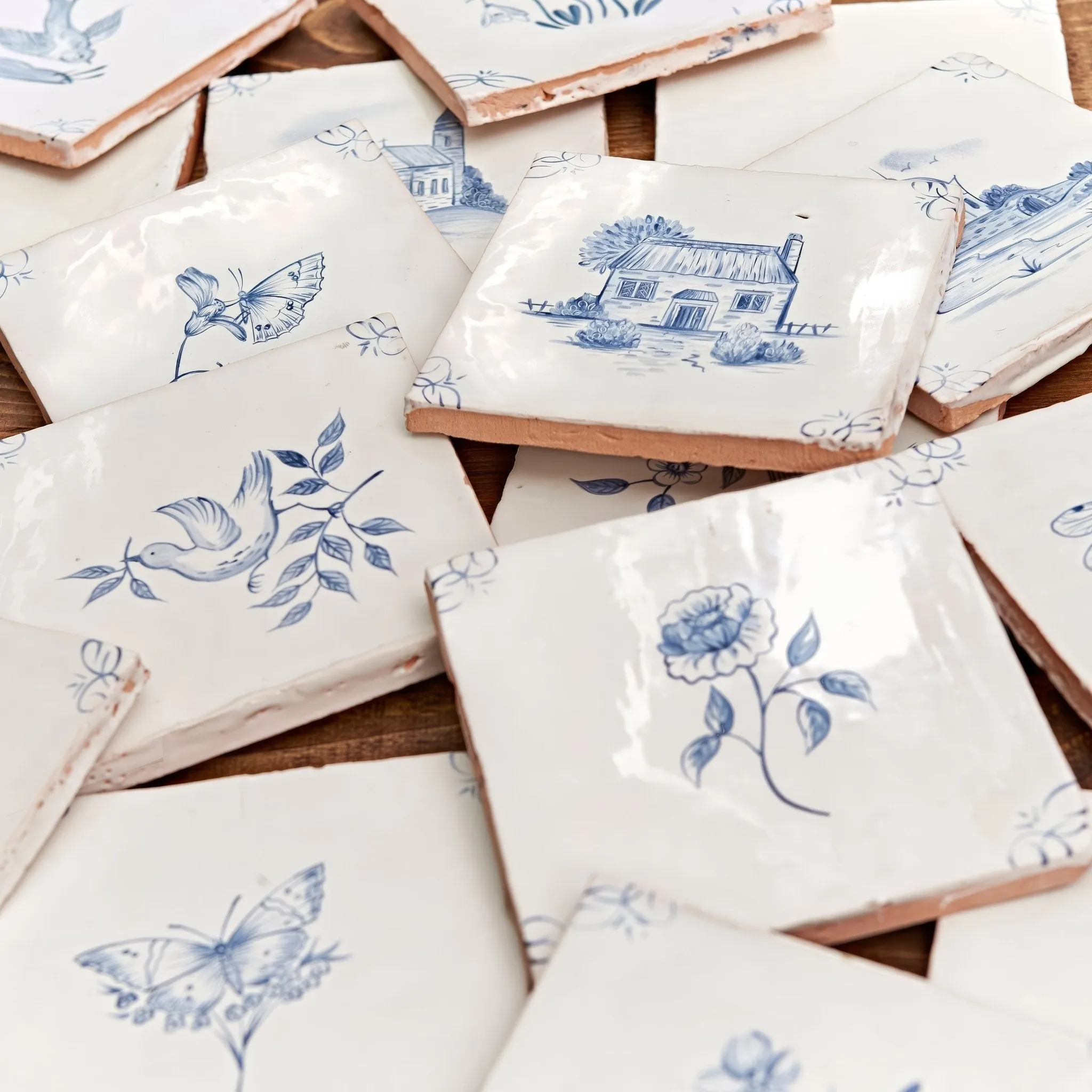 English Delft Dragonfly