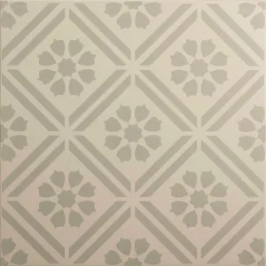 Greenway Grey On Chalk