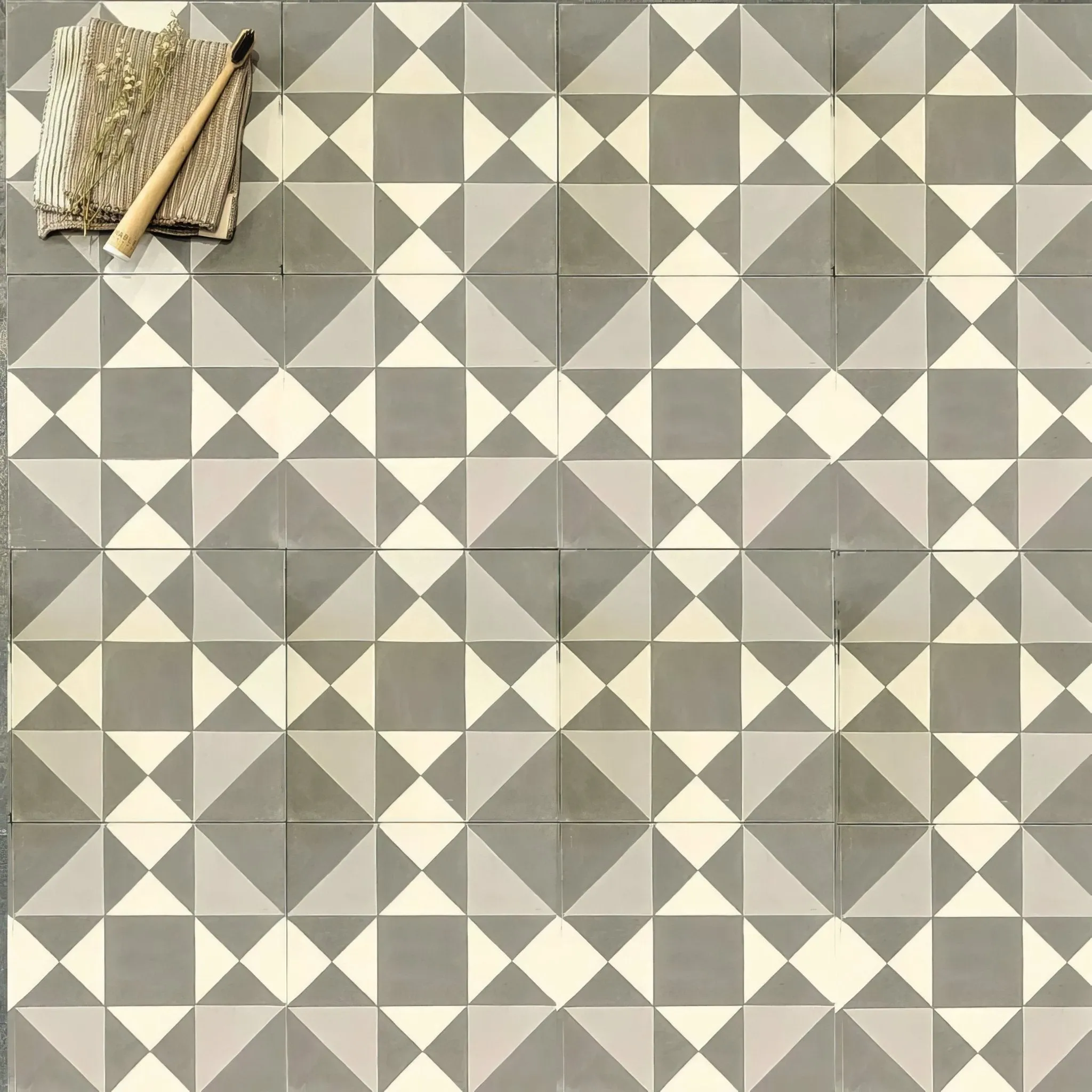 Grey Asquith Tile