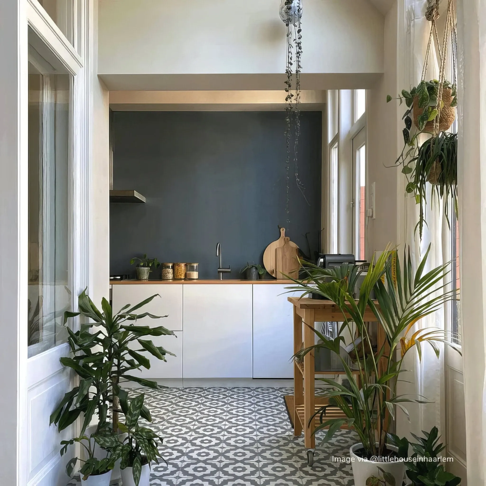 Grey Santona Tile