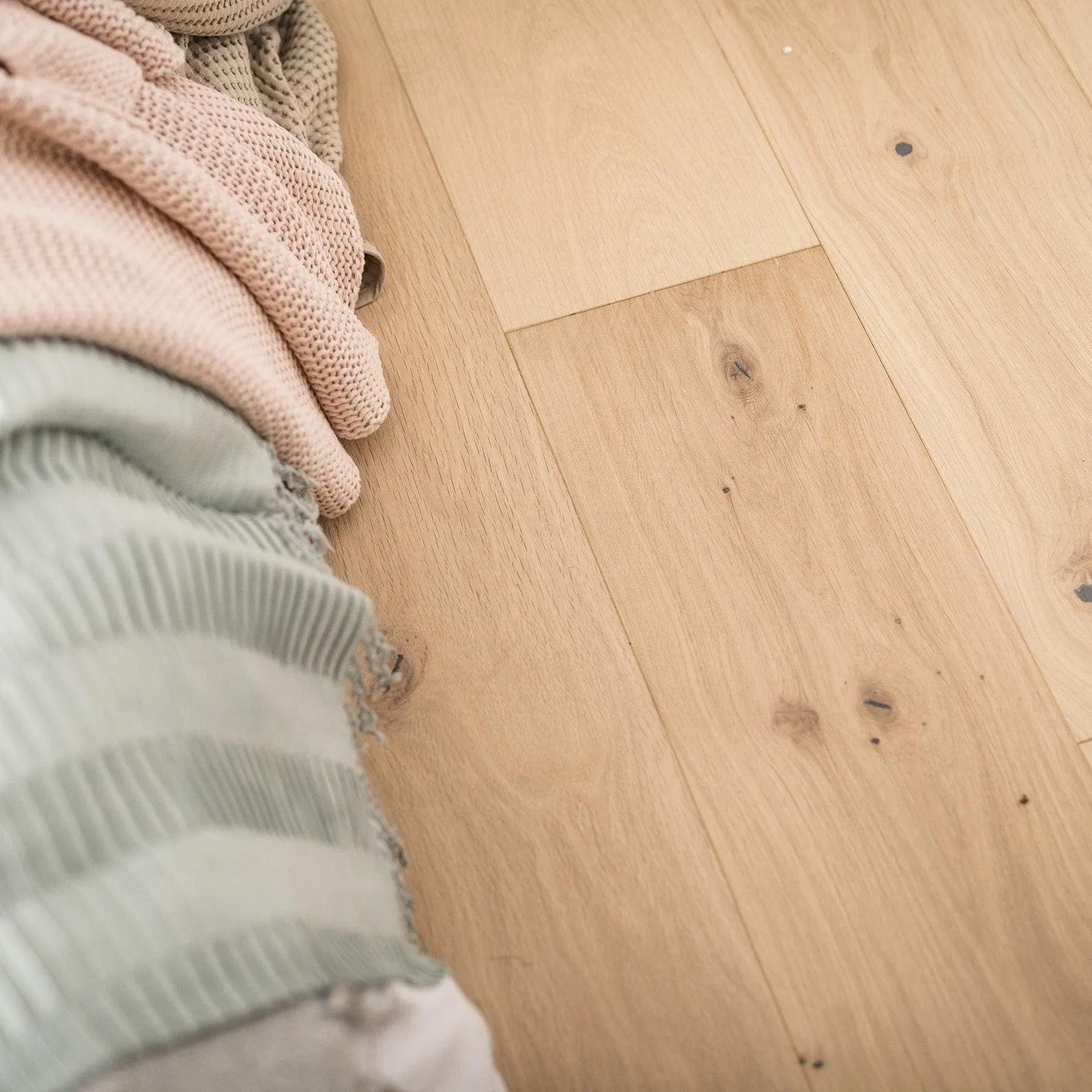 Harlech Raw Oak