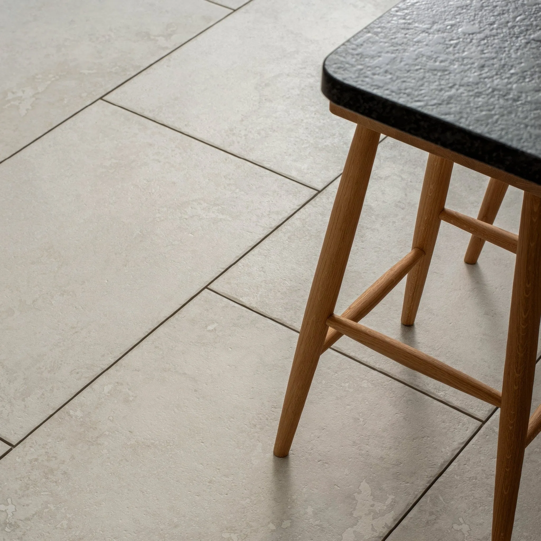 Hartland Priory 900 x 600mm