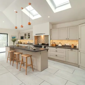 Hartland Priory 900 x 600mm