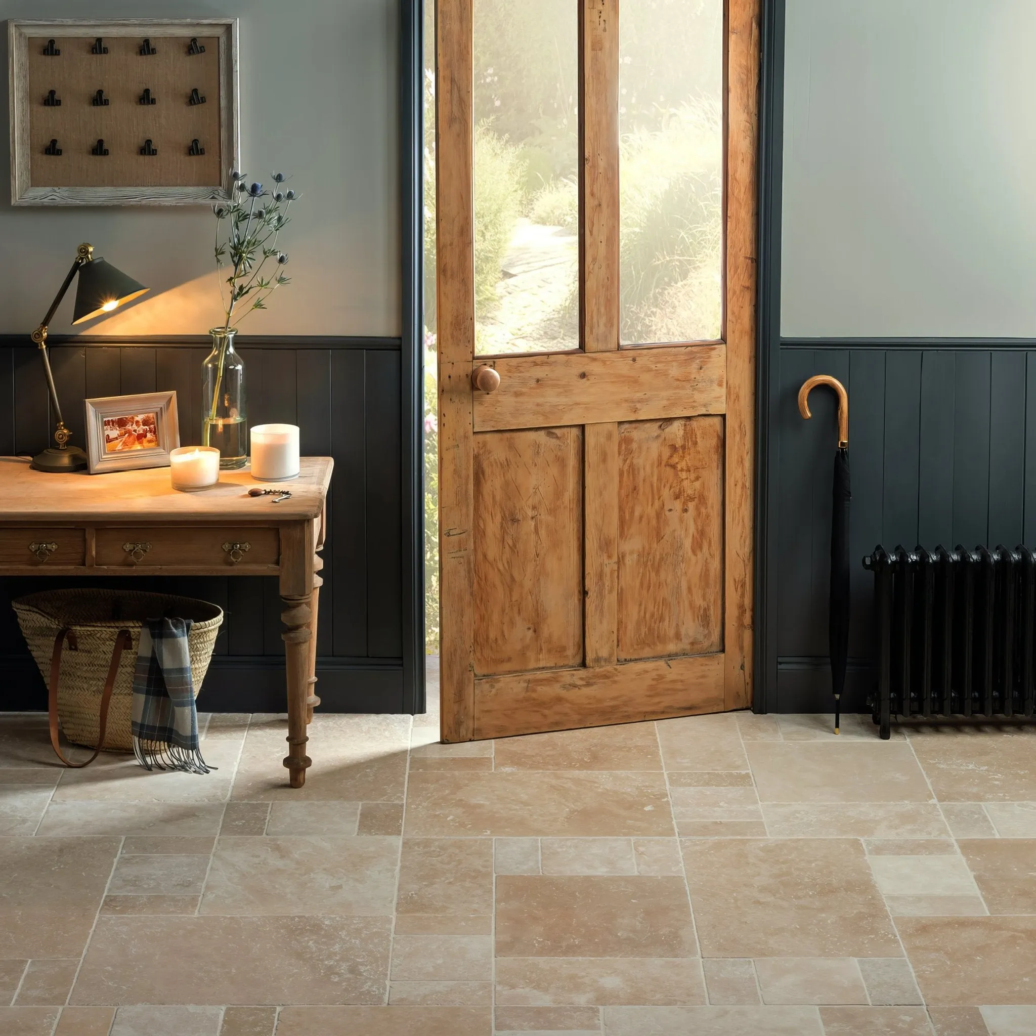 Levantine Ivory Unfilled & Tumbled Travertine 406 x 203mm