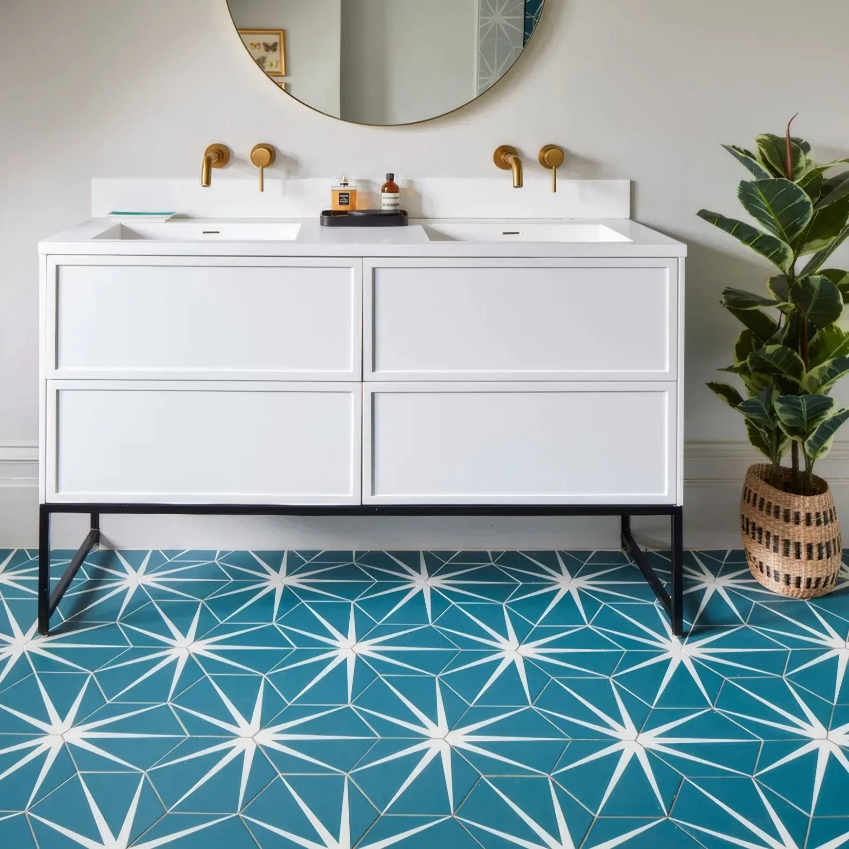 Lily Pad Porcelain Peacock