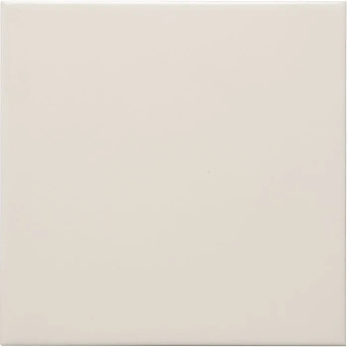 Lily Satin Field Tile