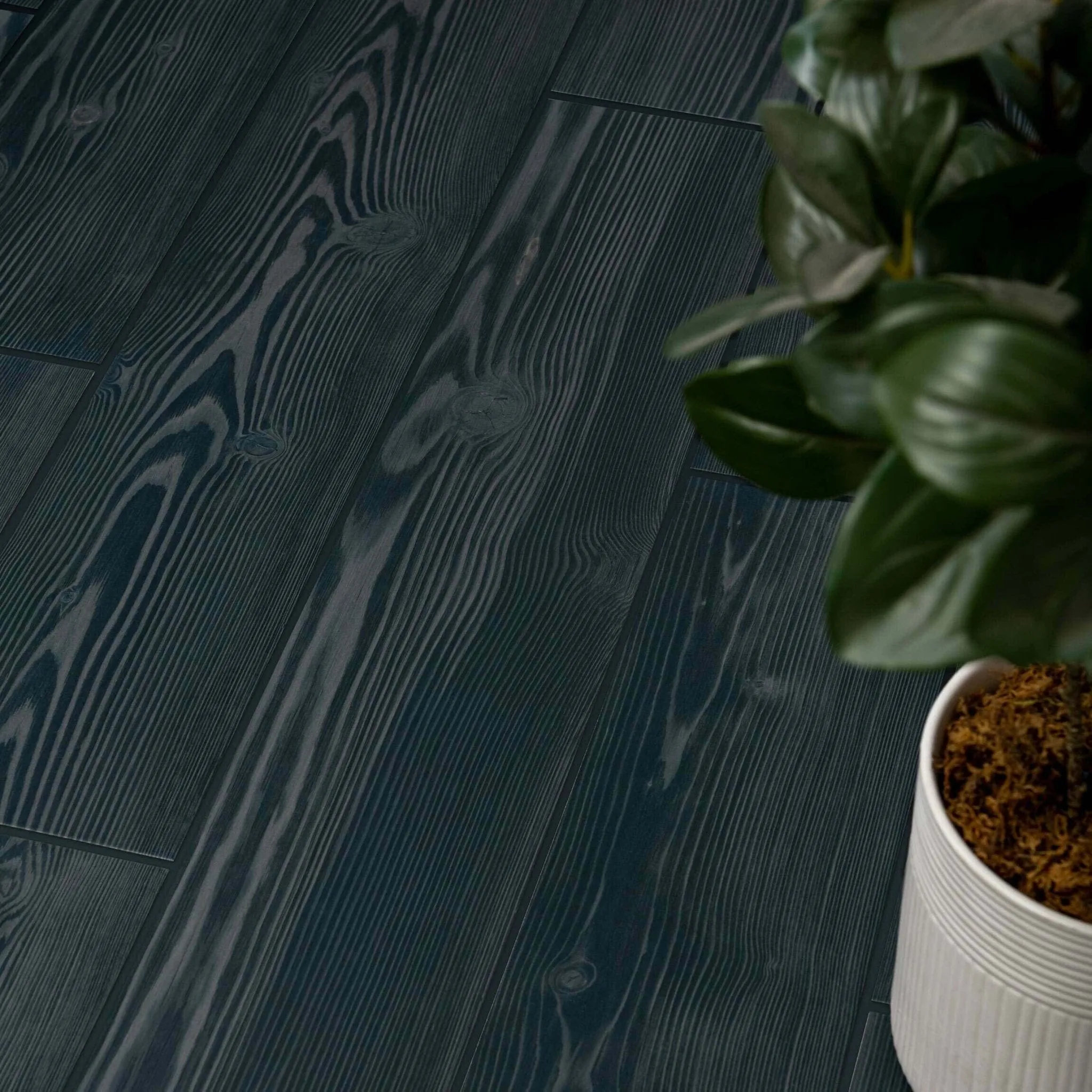 Lumber Black Tiles