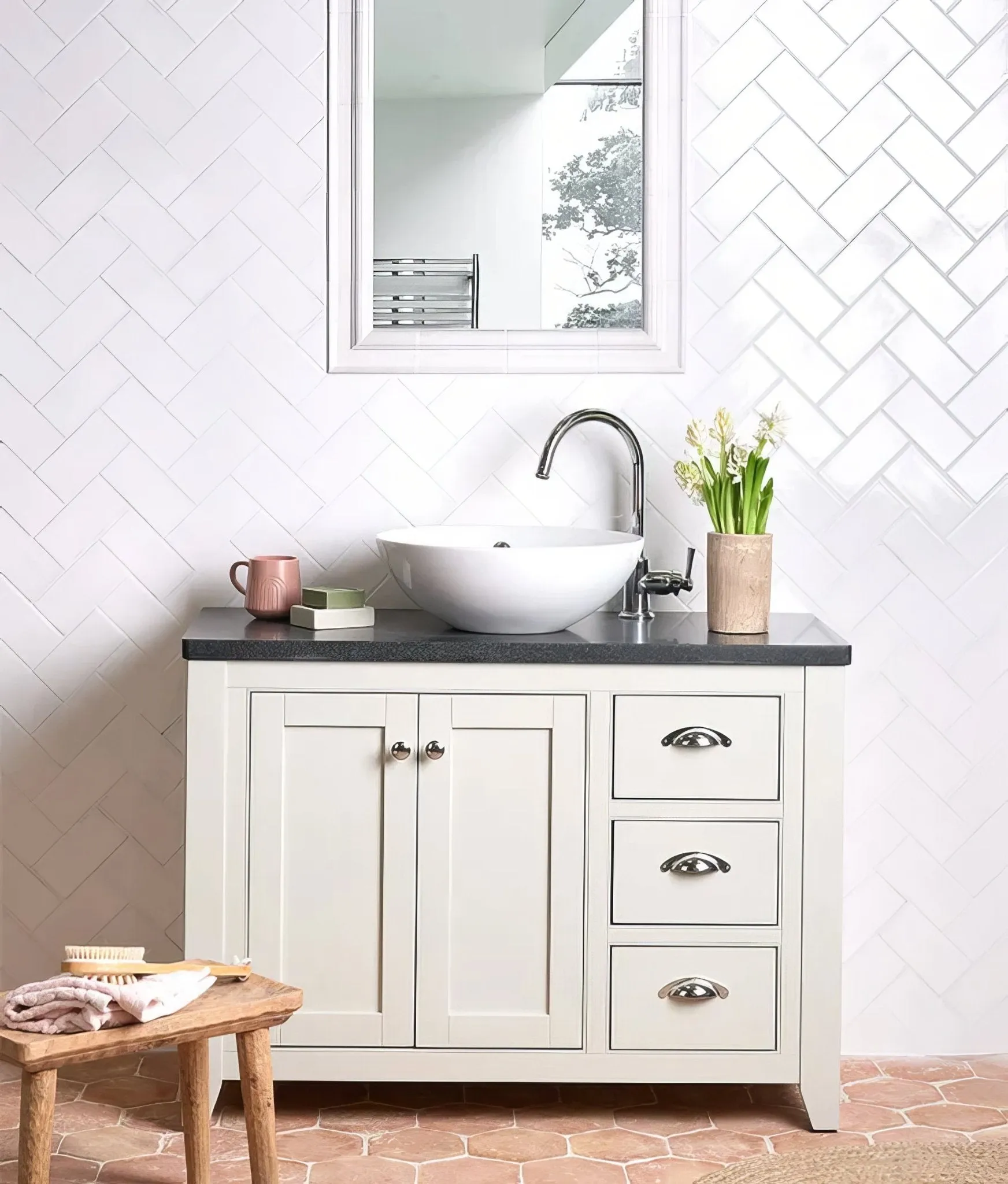 Lyme Ceramic Metro Antique White