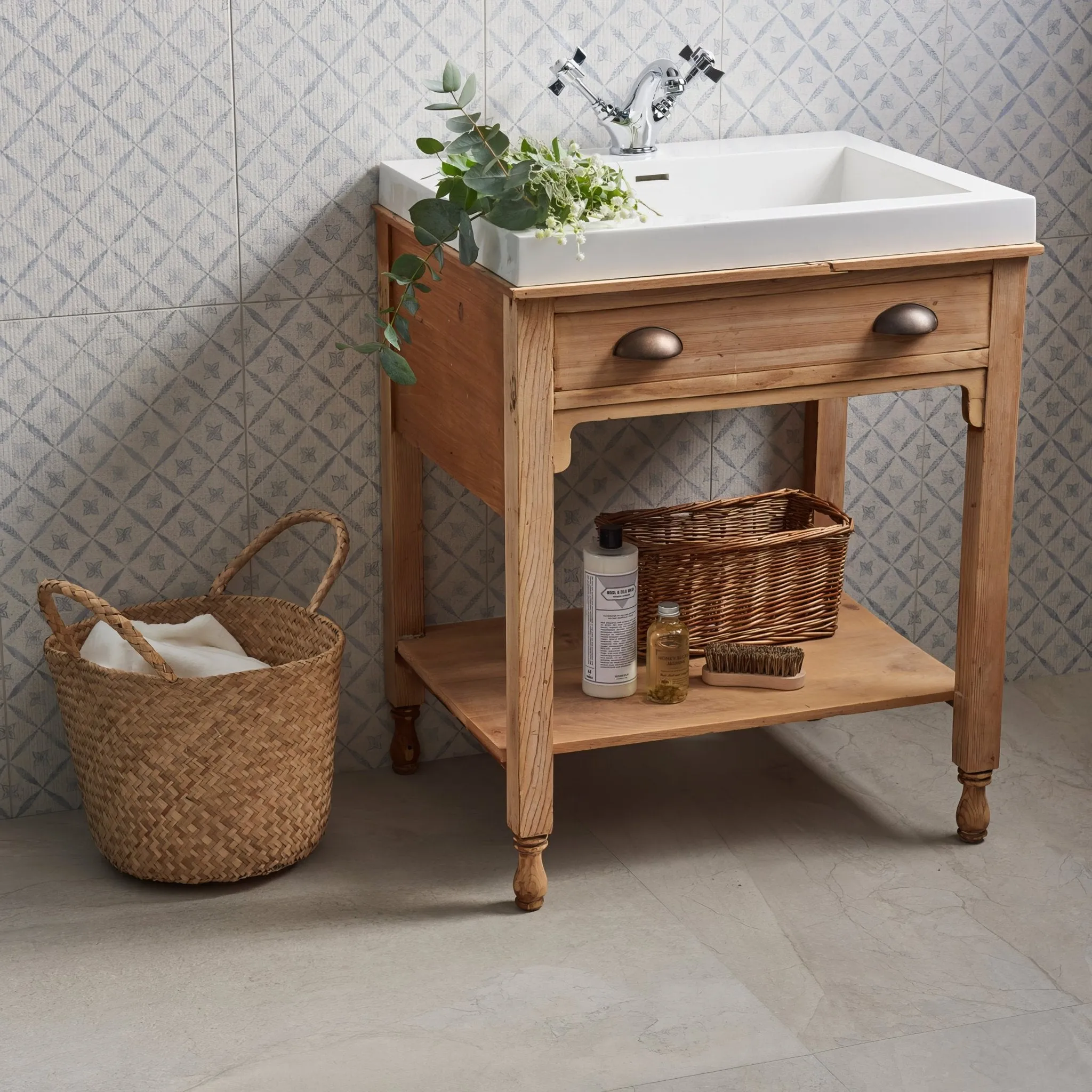 Mediterraneo Off White Matt Glazed Porcelain