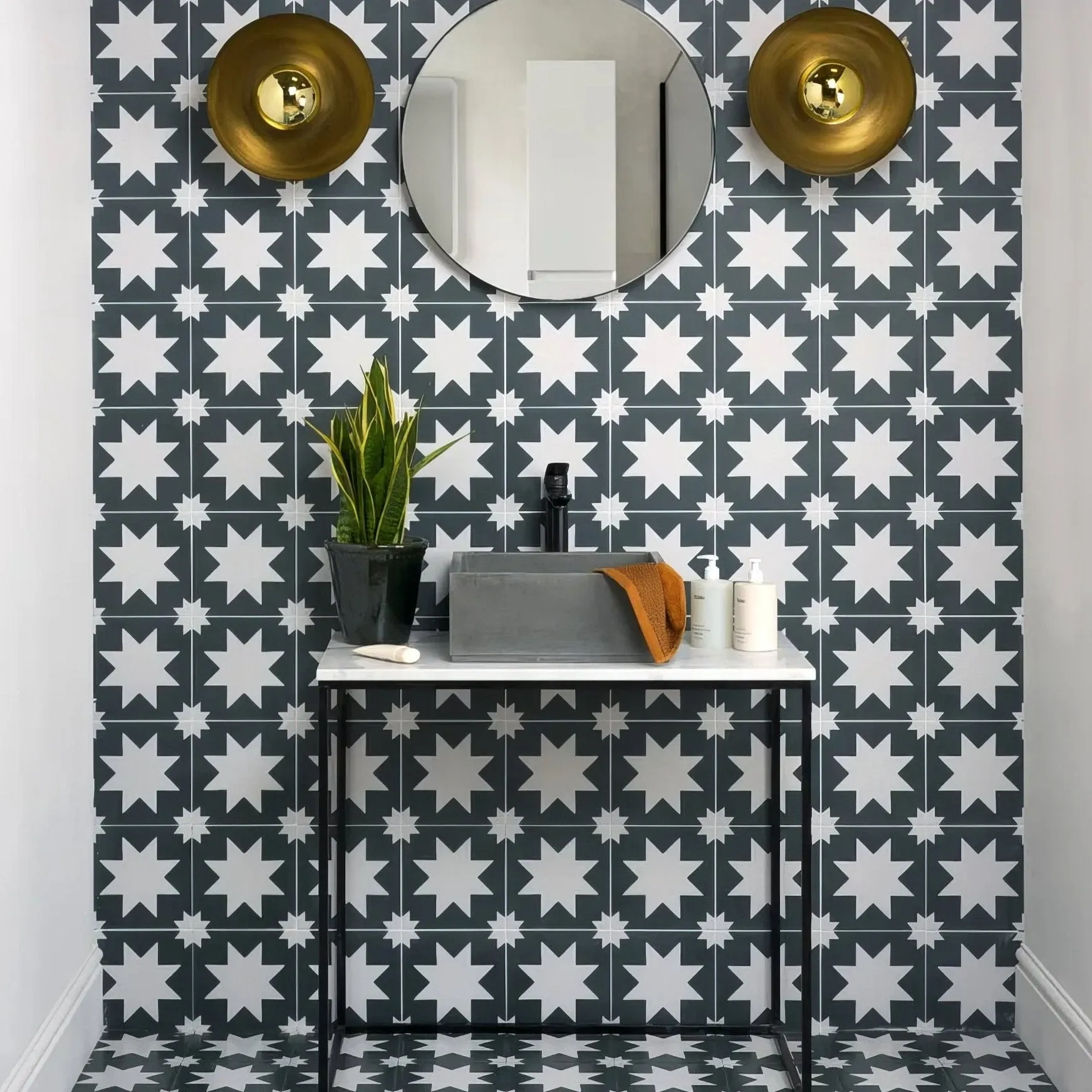 Memphis Porcelain Graphite