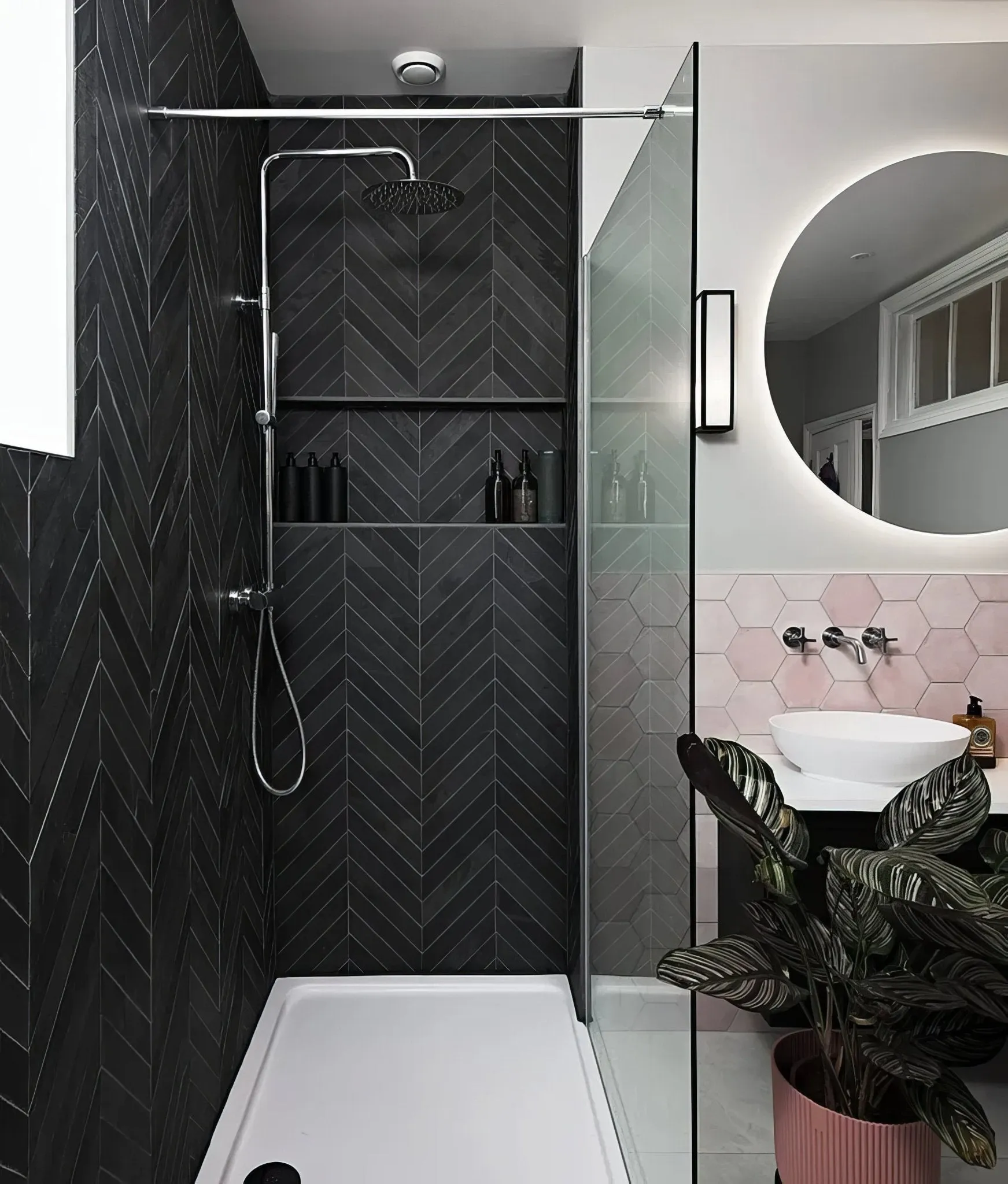 Metropolitan Slate Chevron Riven Finish