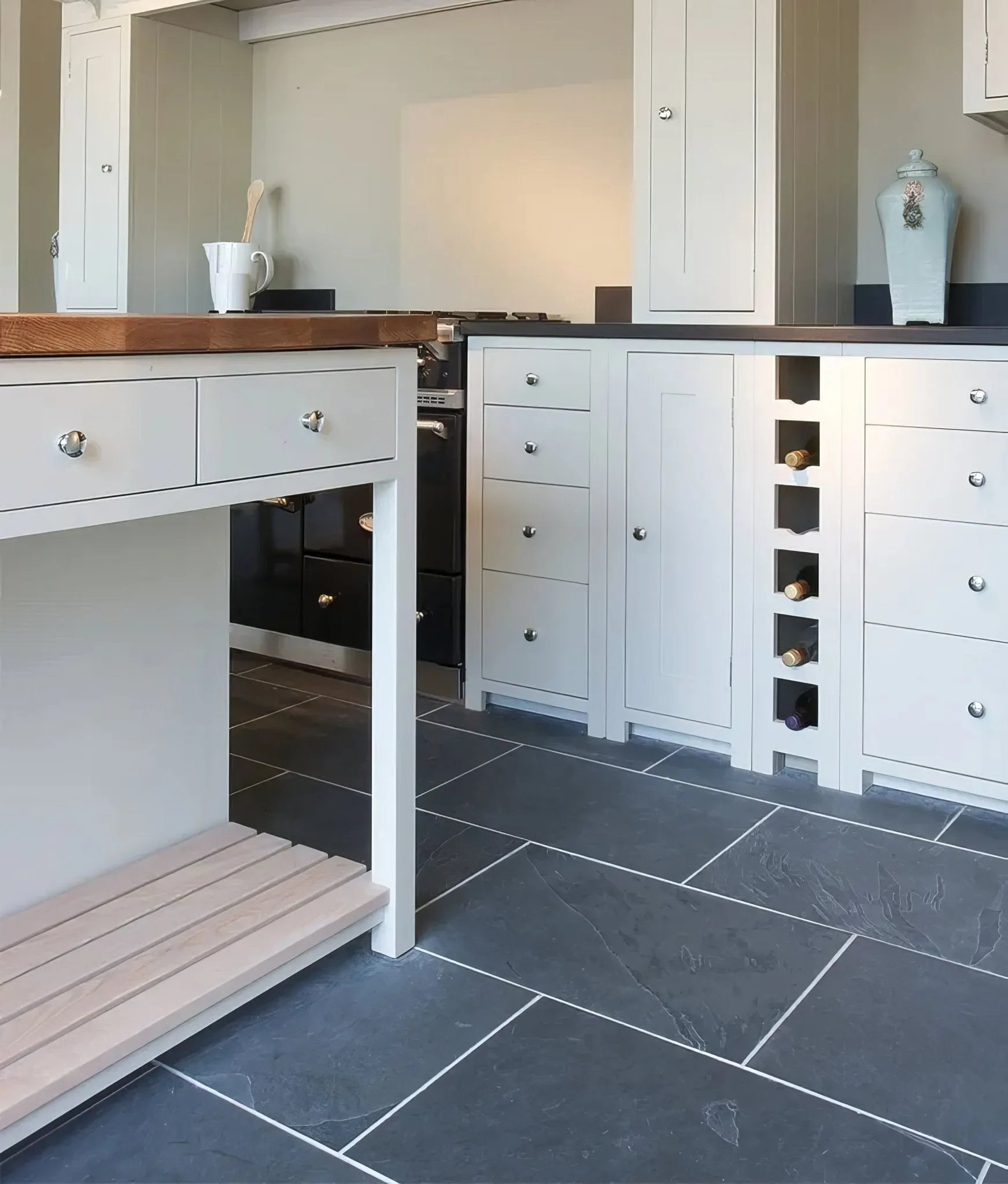 Metropolitan Slate Riven Finish
