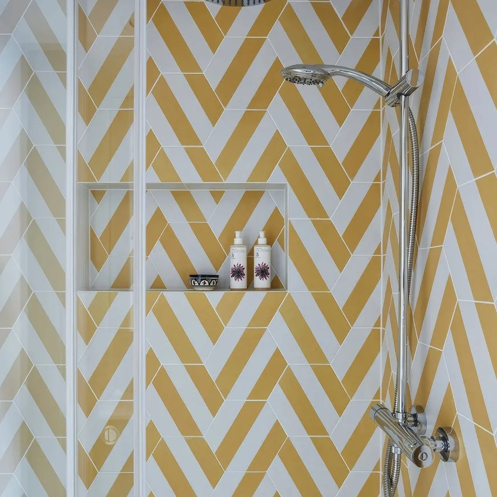 Neapolitan Porcelain Yellow