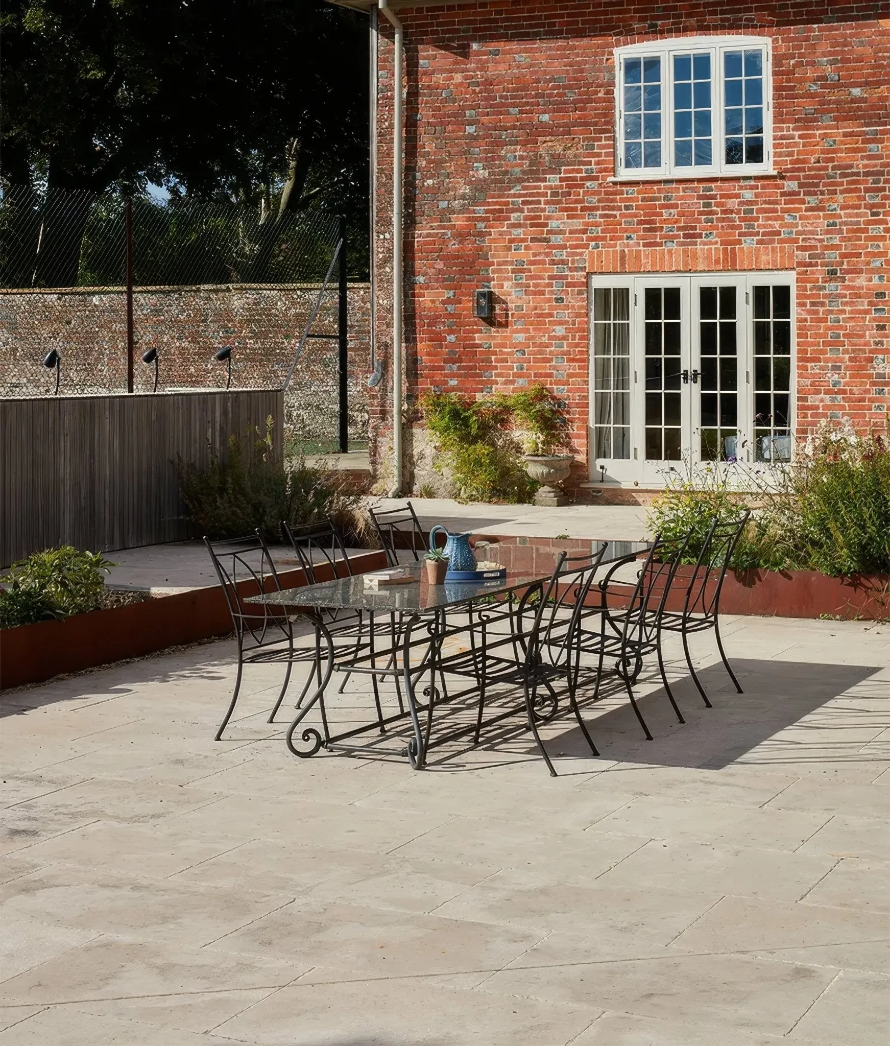 Neranjo Limestone Tumbled & Etched Finish