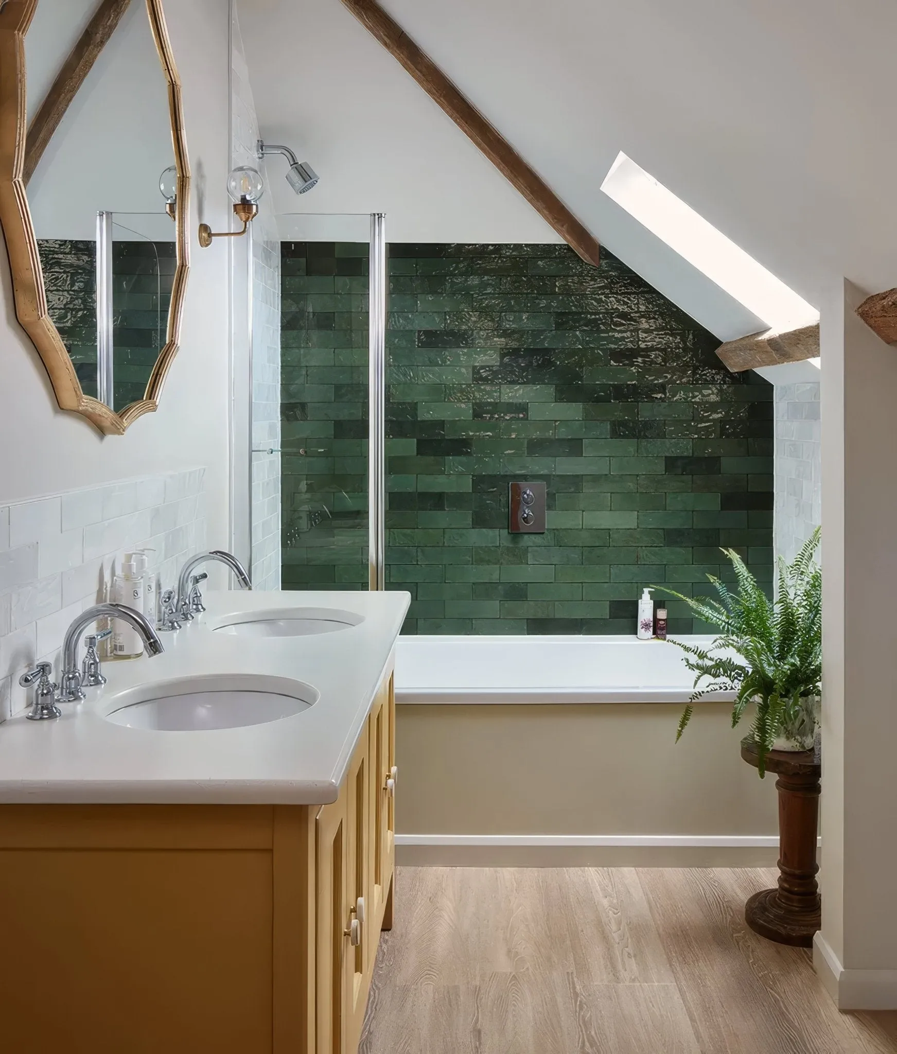 Oasis Ceramic Green