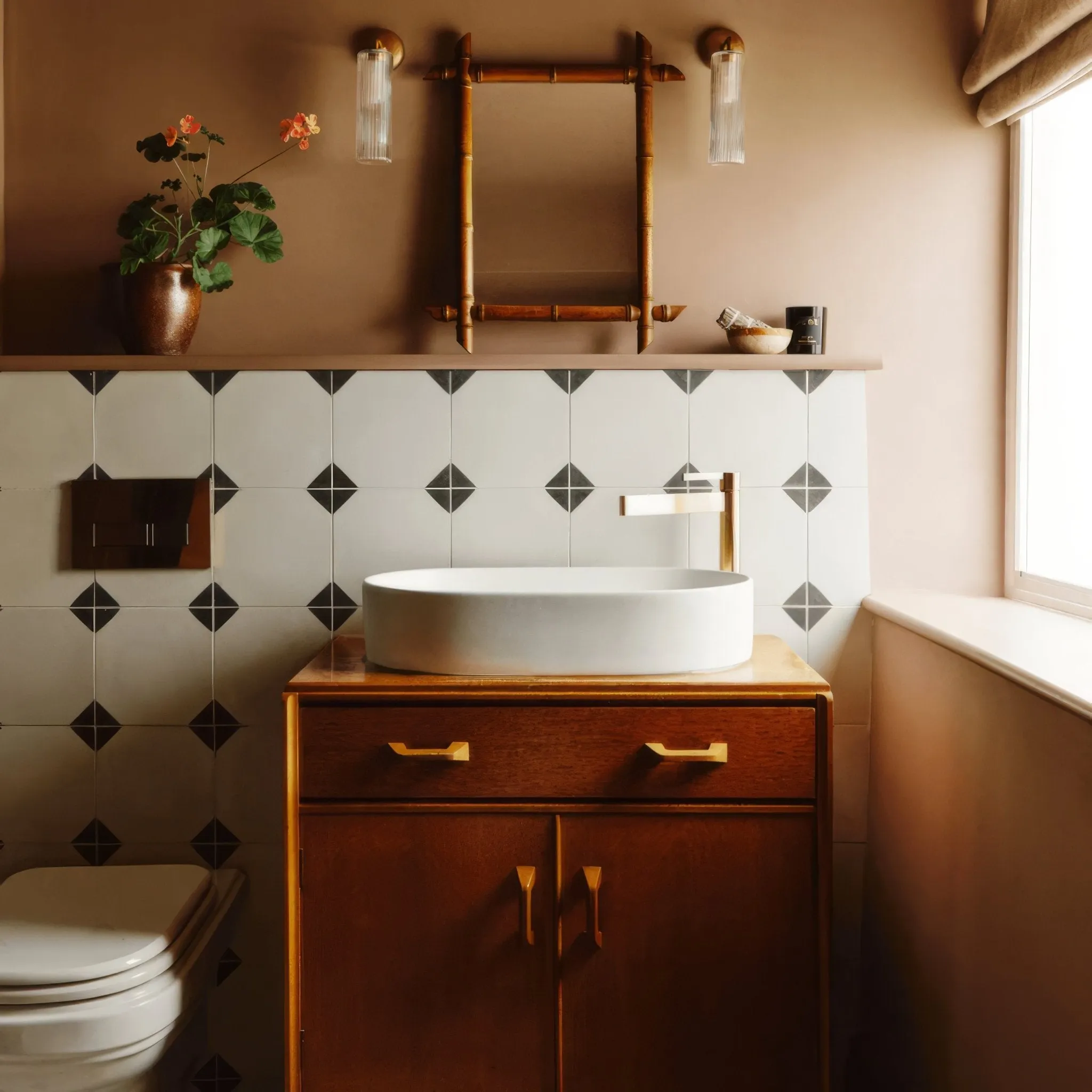 Old Iron Cozar Porcelain Tile