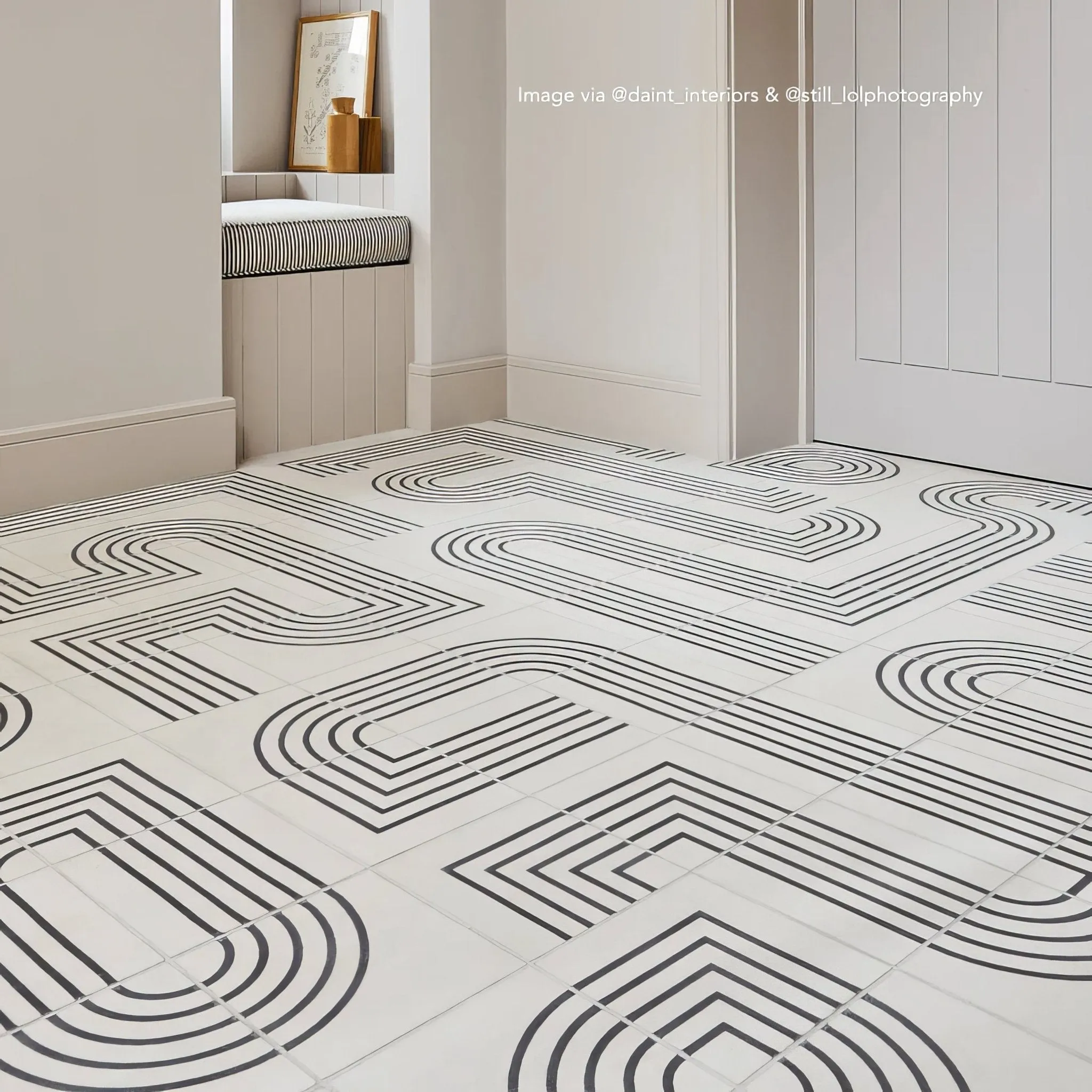 Old Iron Maze One Tile