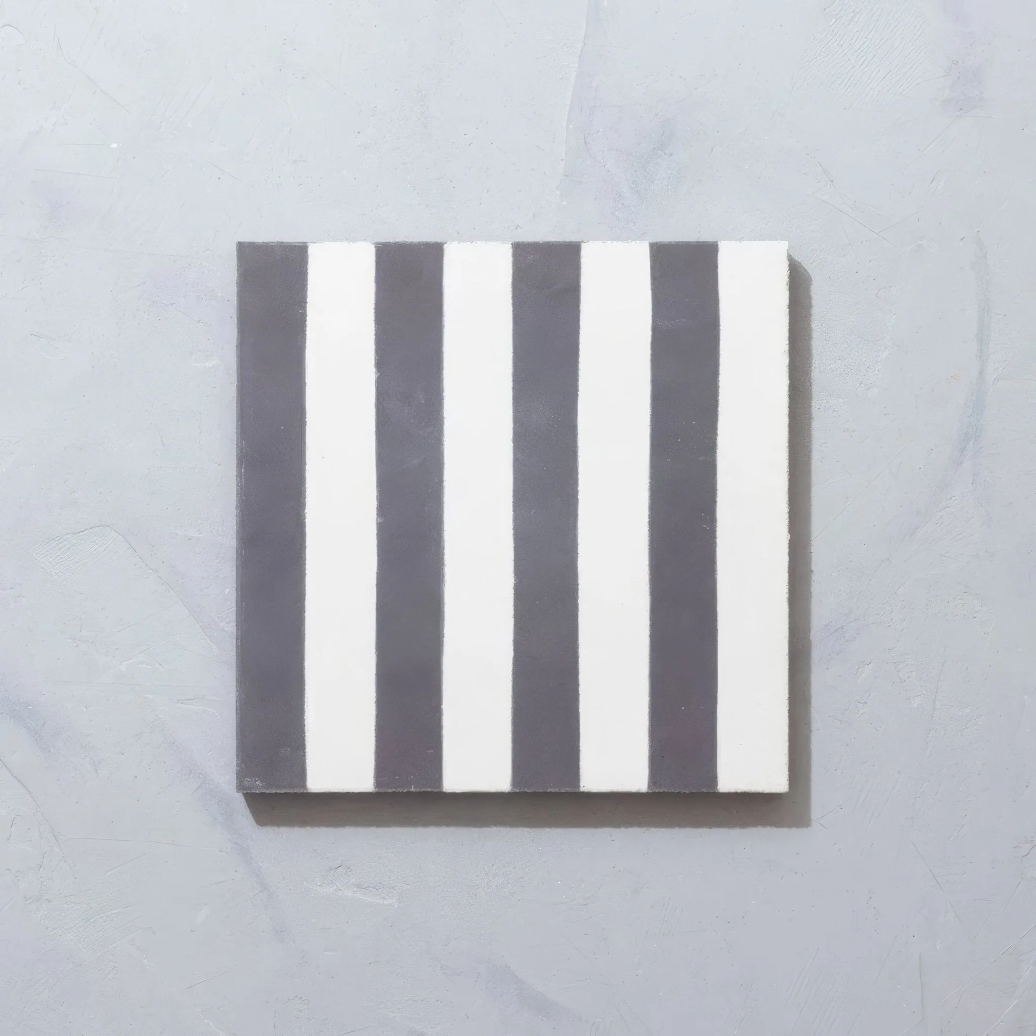 Old Iron Midi Stripe Tile