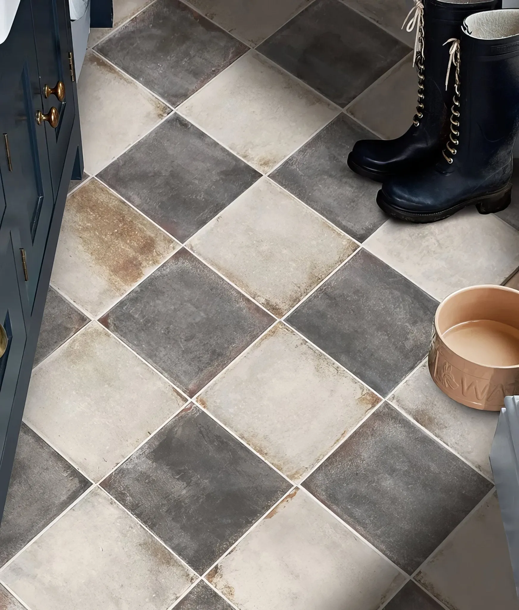 Osterley Porcelain Black Square