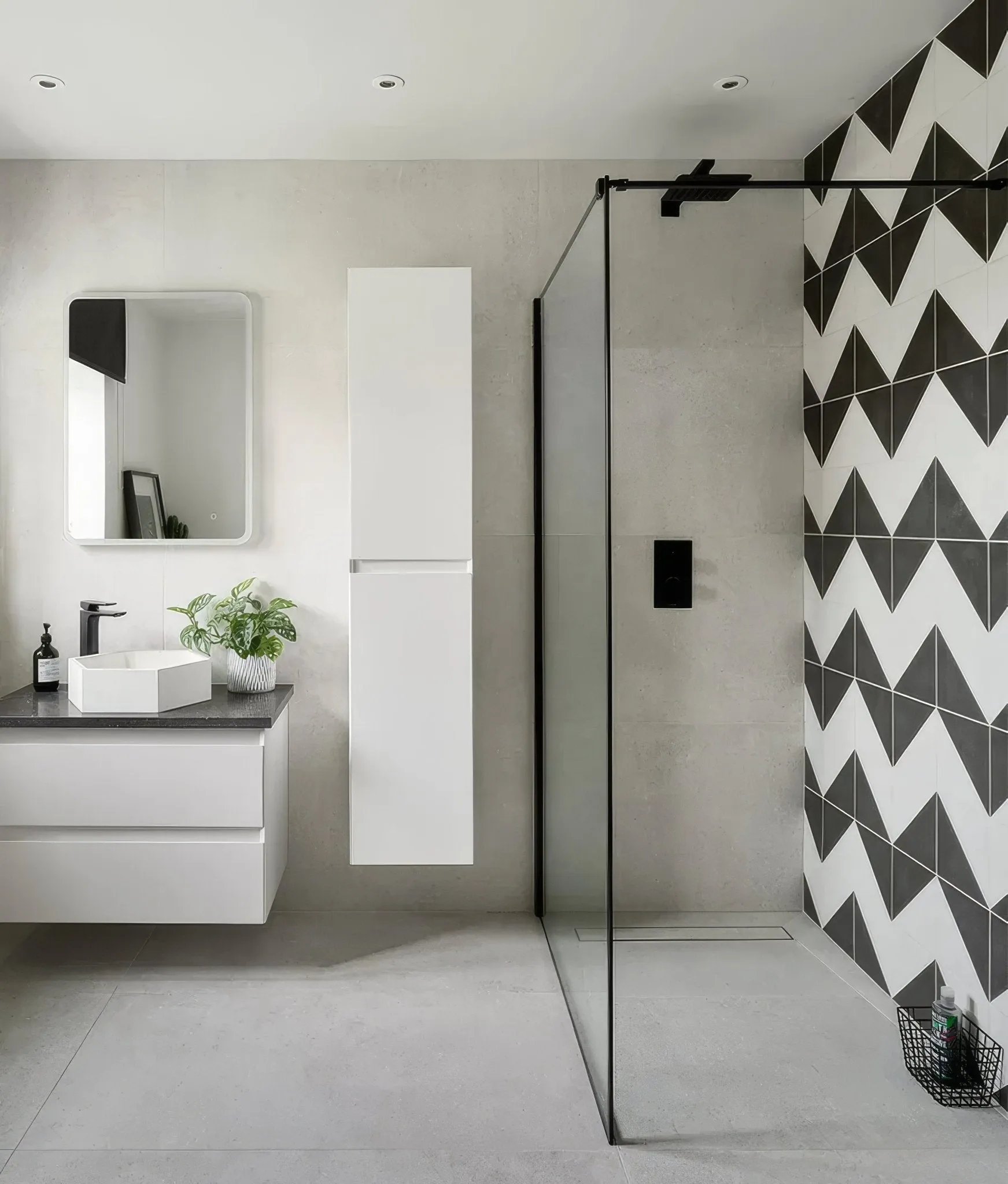 Parisian Café Porcelain Tri Black