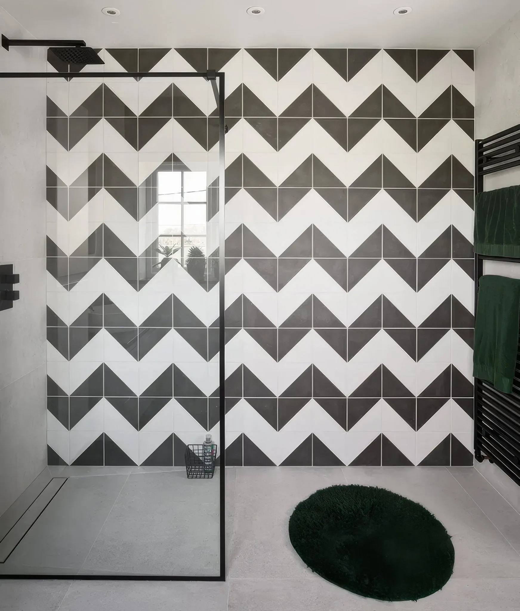 Parisian Café Porcelain Tri Black