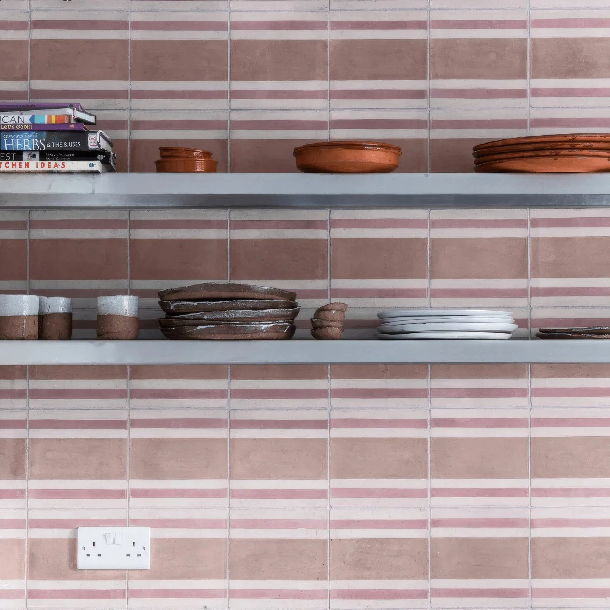 Pink Pesadilla Tile