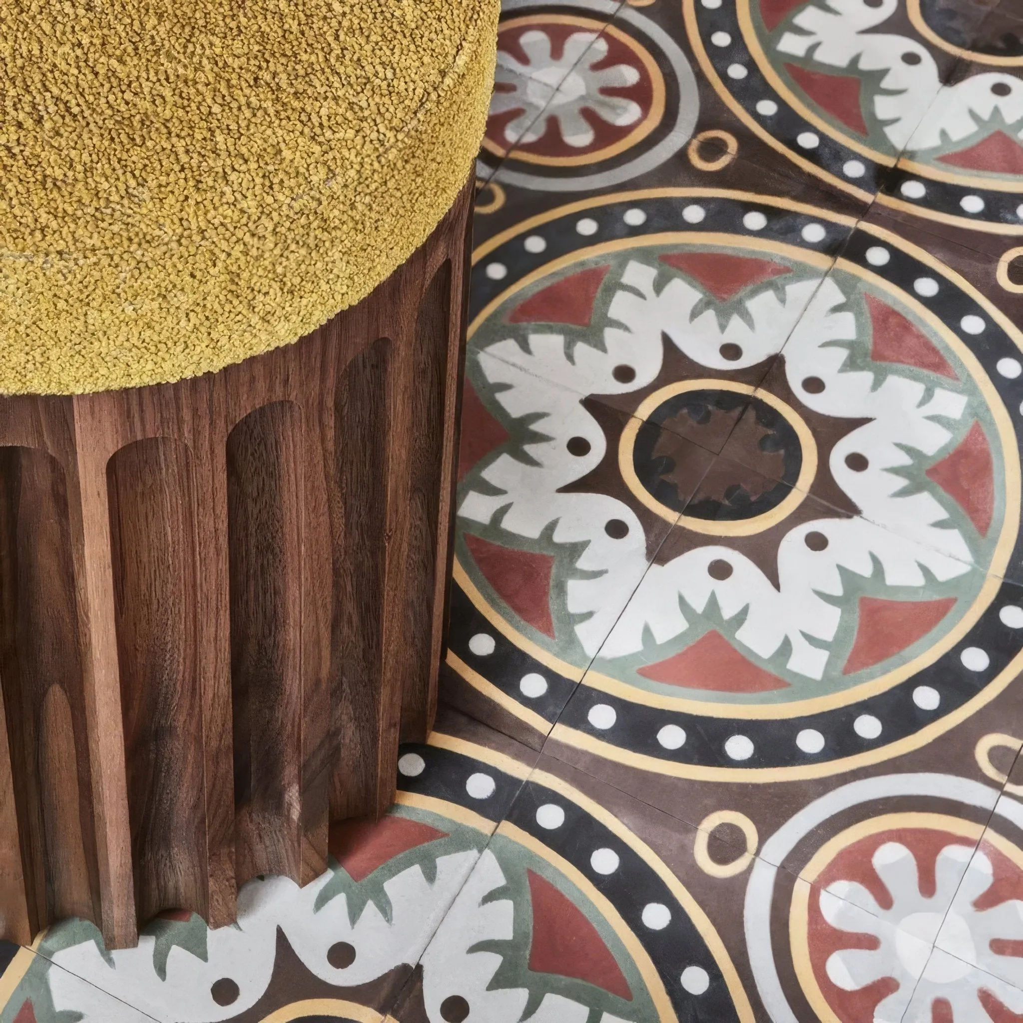 Quinta Marron Tile