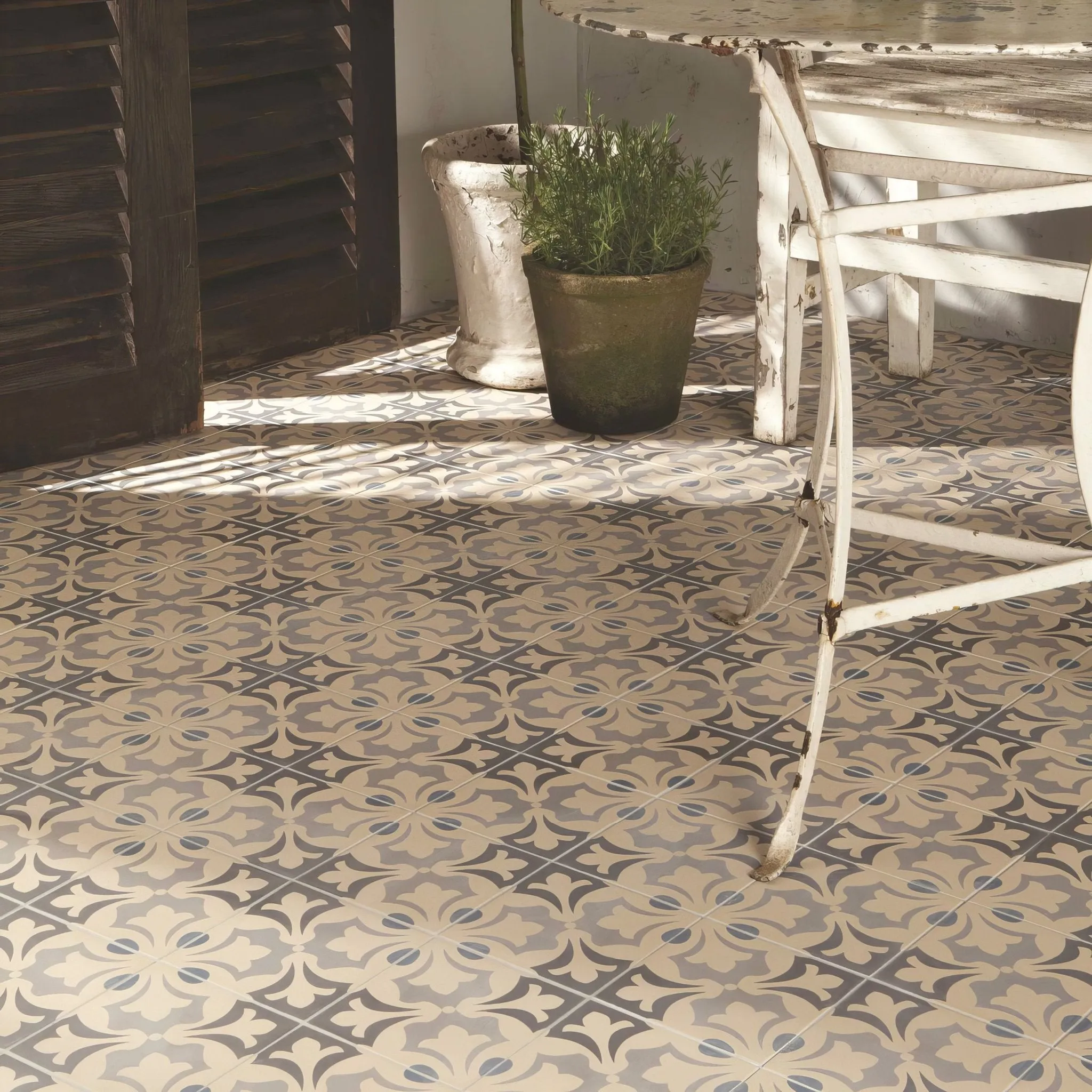 Rococo Light Blue, Light Grey and Dark Grey on White