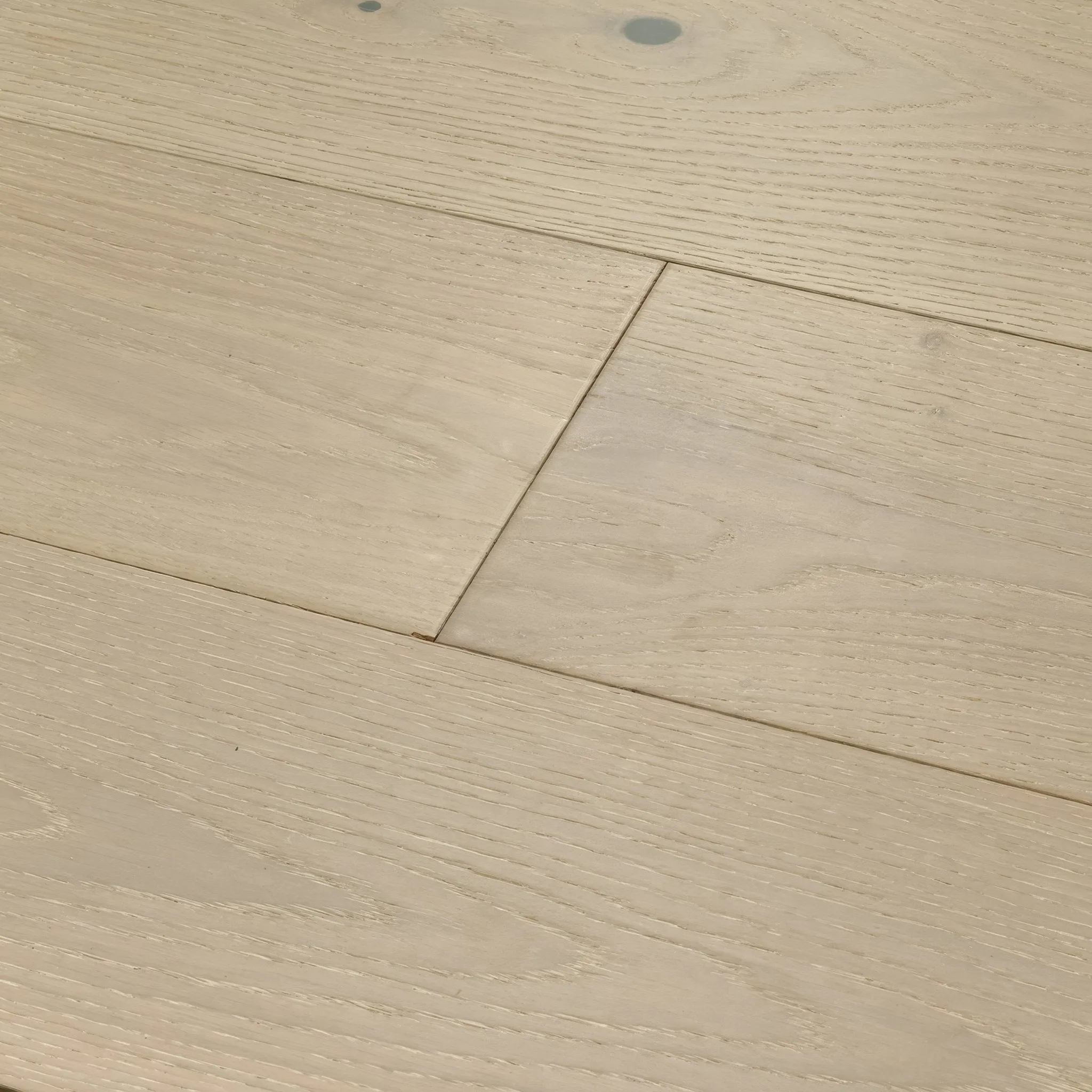 Salcombe Pearl Oak