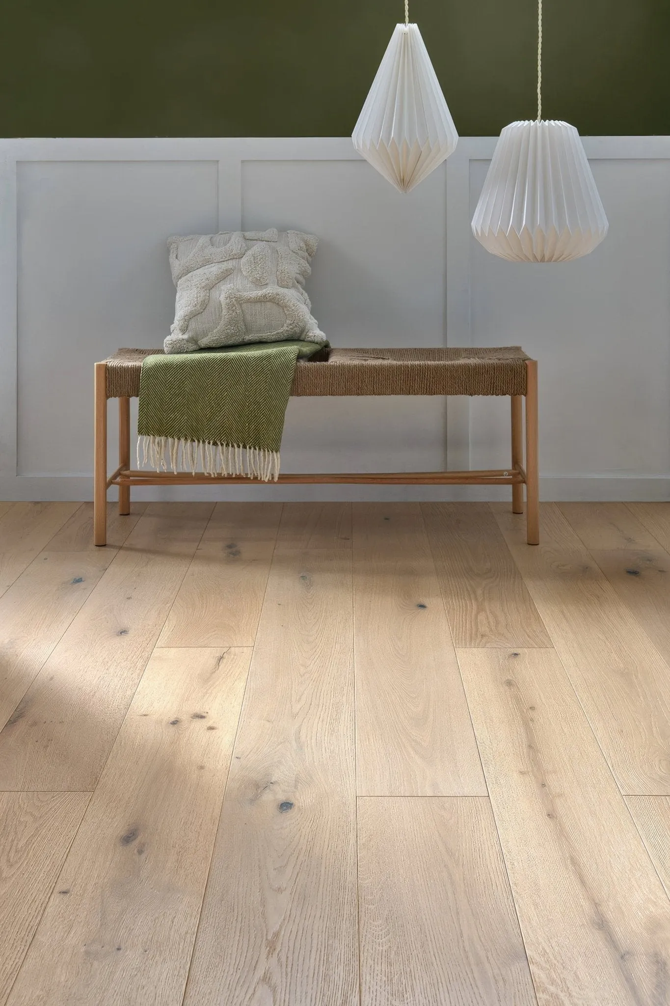 Salcombe Sandora Oak