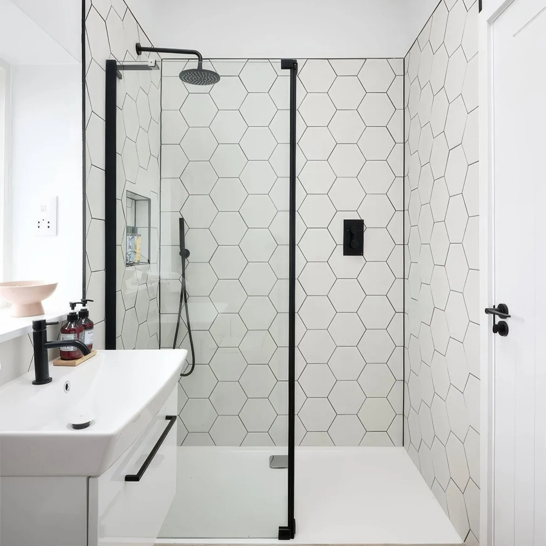 Signature Porcelain Pearl White
