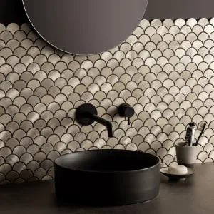 Skathi Gold Scale Mixed Finish Aluminium Mosaic