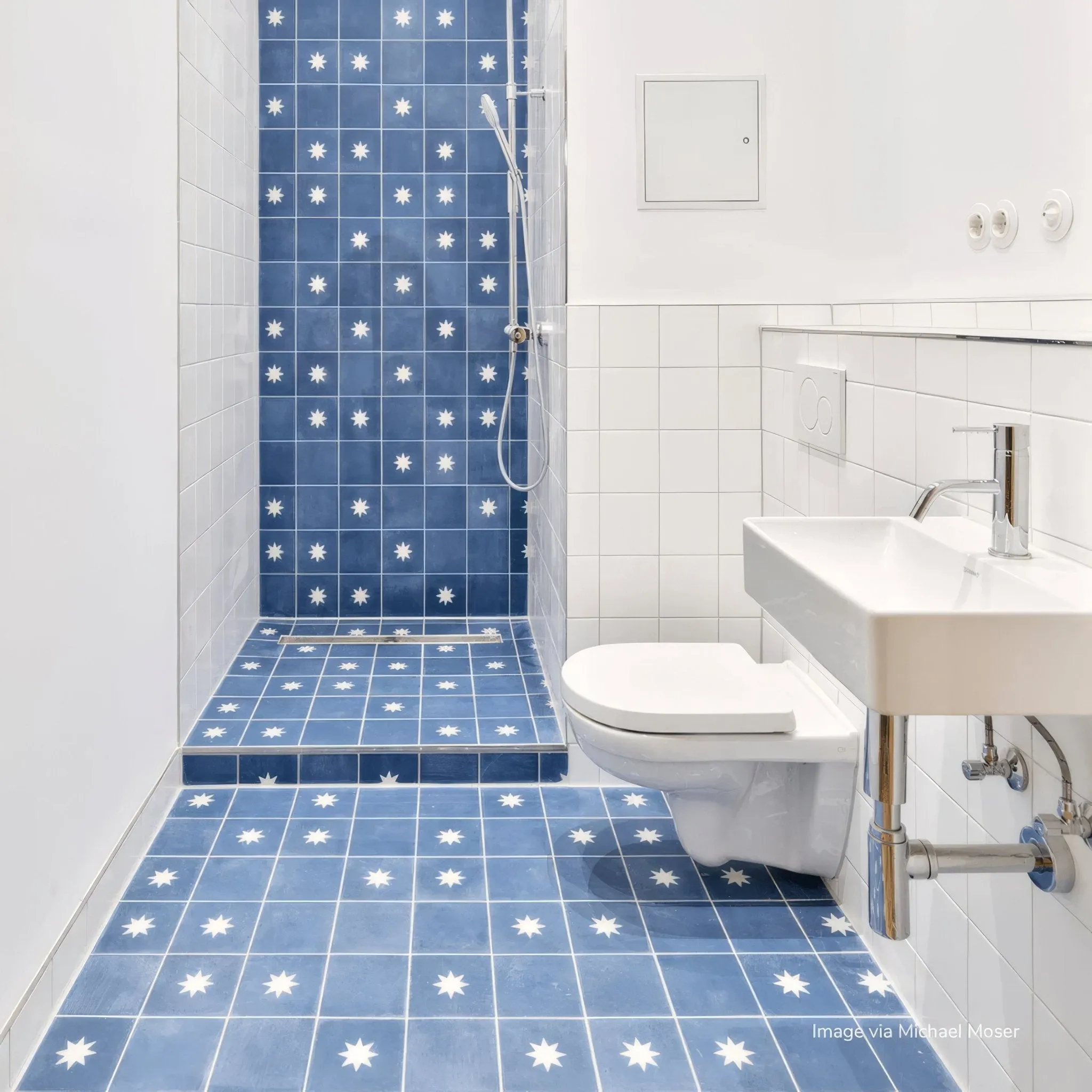 Small Sapphire Tile