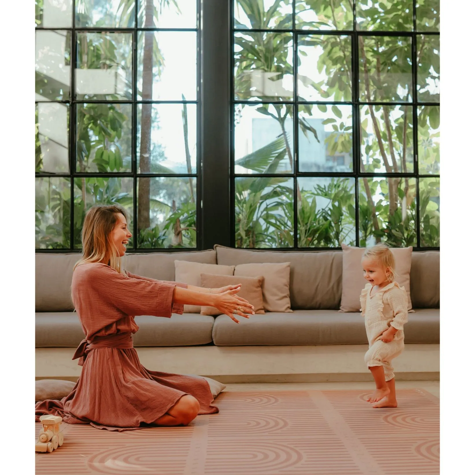 Toddlekind Prettier Puzzle Playmat Linear Camel 120x180cm - 6 Tiles & 12 Edging Borders