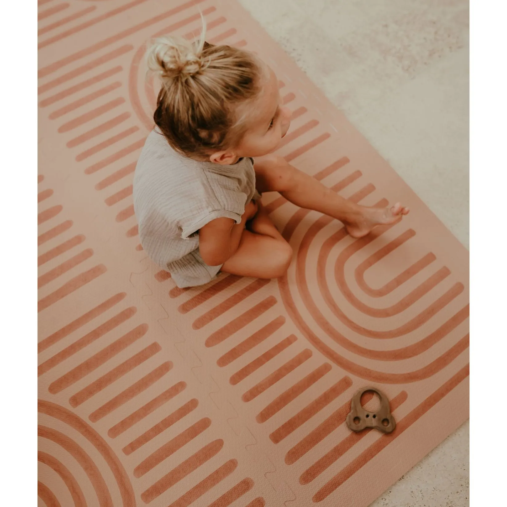 Toddlekind Prettier Puzzle Playmat Linear Camel 120x180cm - 6 Tiles & 12 Edging Borders