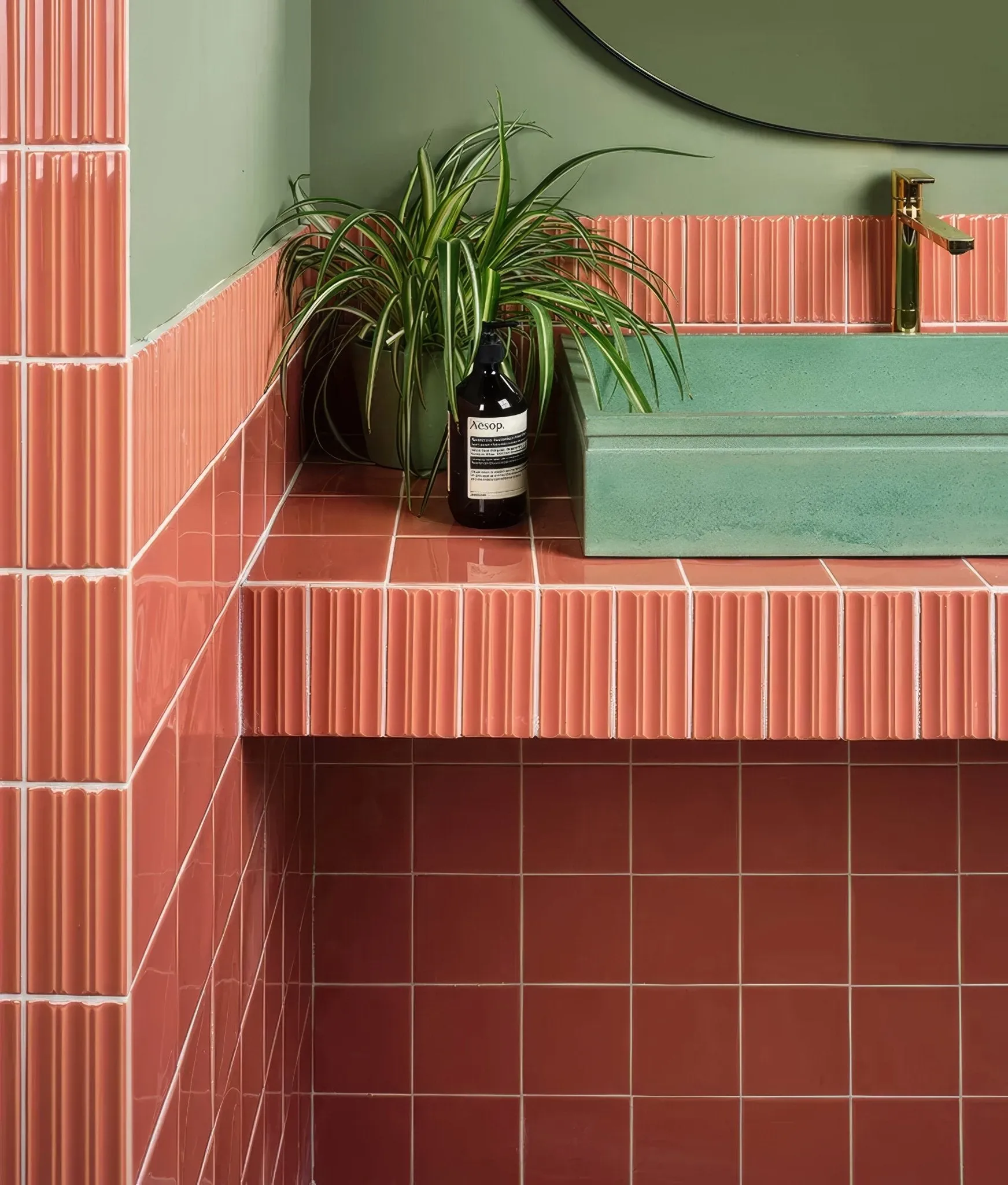 Tunstall Ceramic Fluted Brick Coral