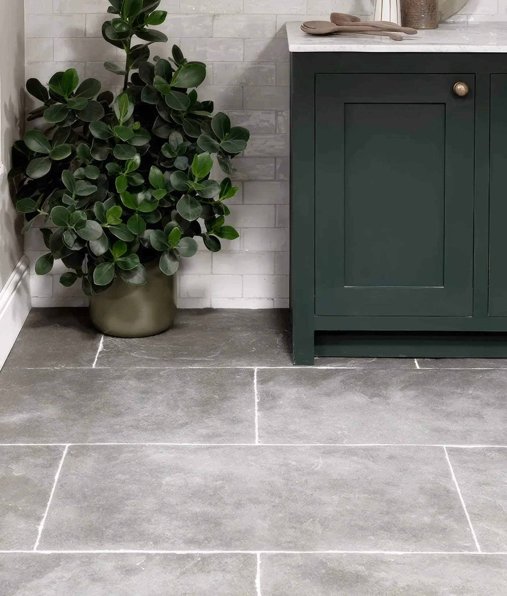 Tyrone Limestone Seasoned Finish